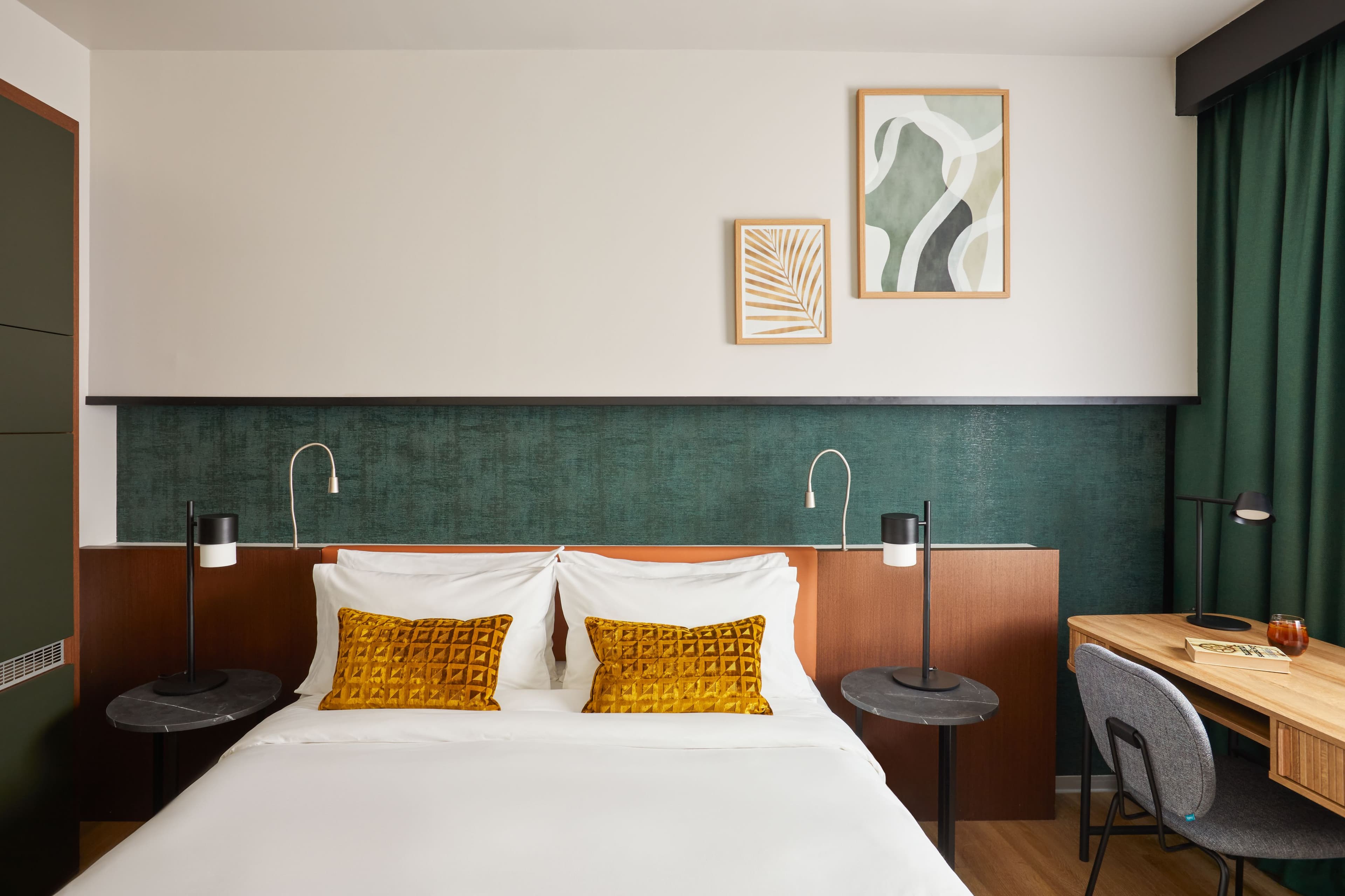 Crowne Plaza Madrid Centre Retiro - Image 2