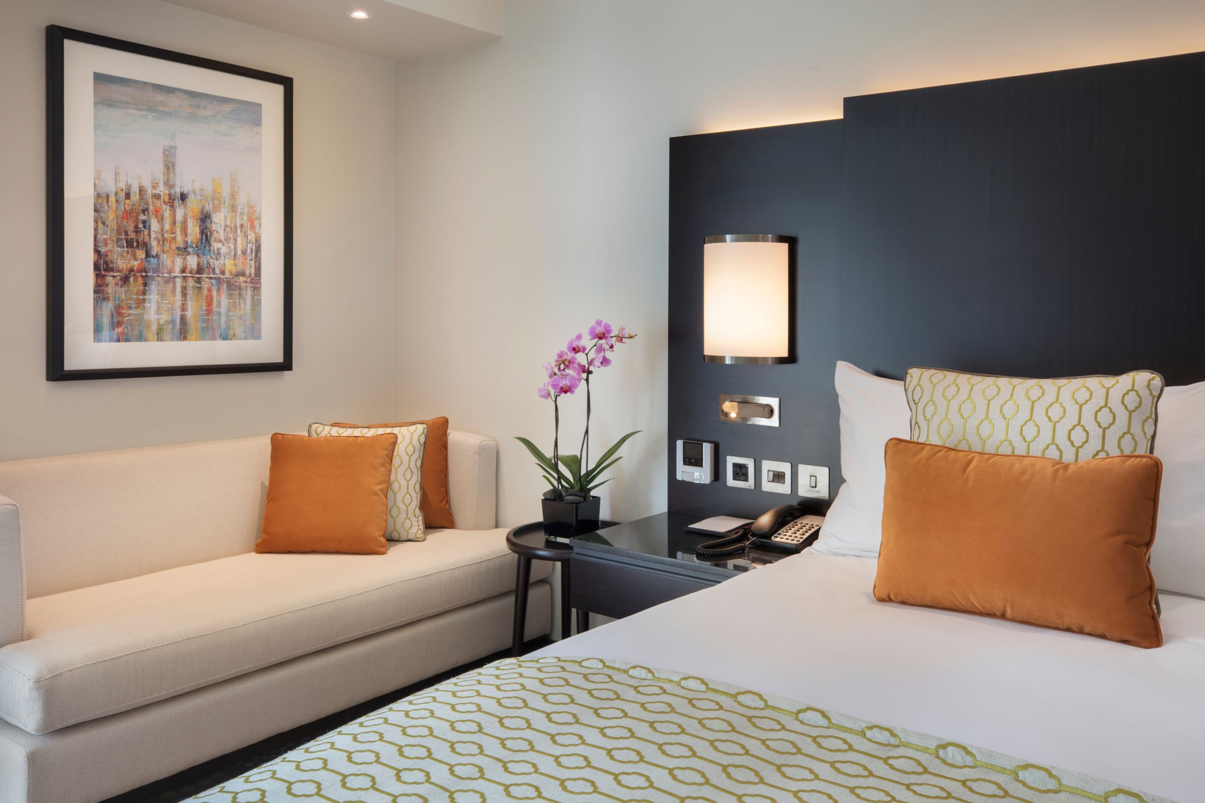 Crowne Plaza Manama (Bahrain) — 17