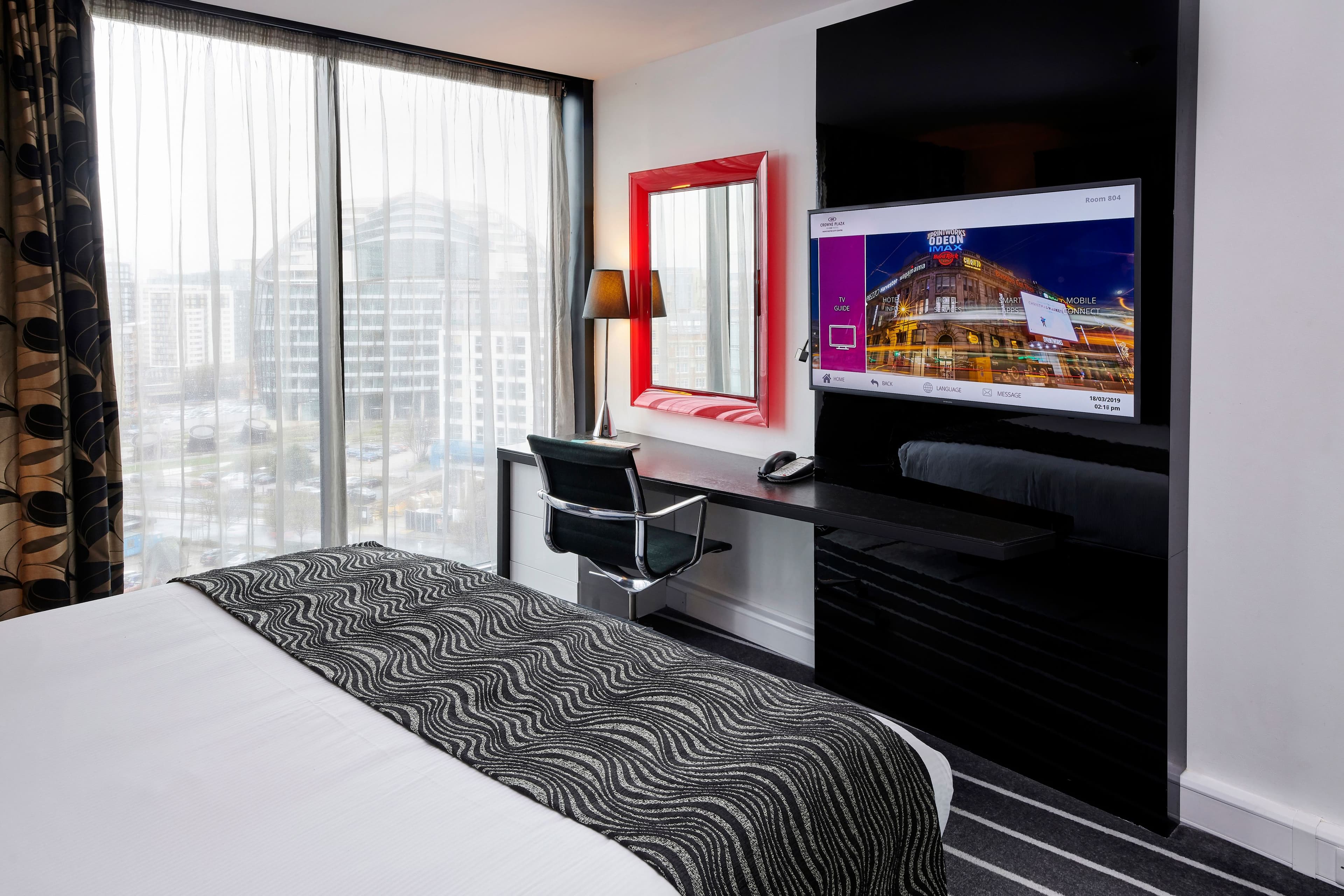 Crowne Plaza Manchester City Centre - Image 3