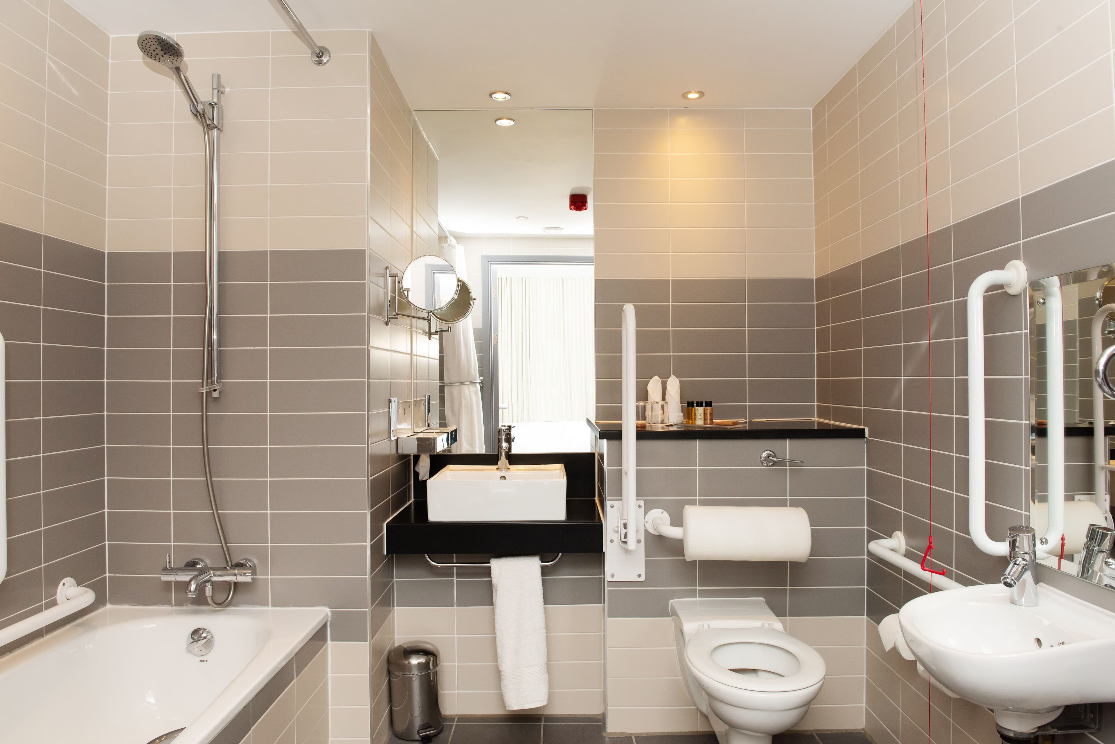 Crowne Plaza Manchester City Centre — 16