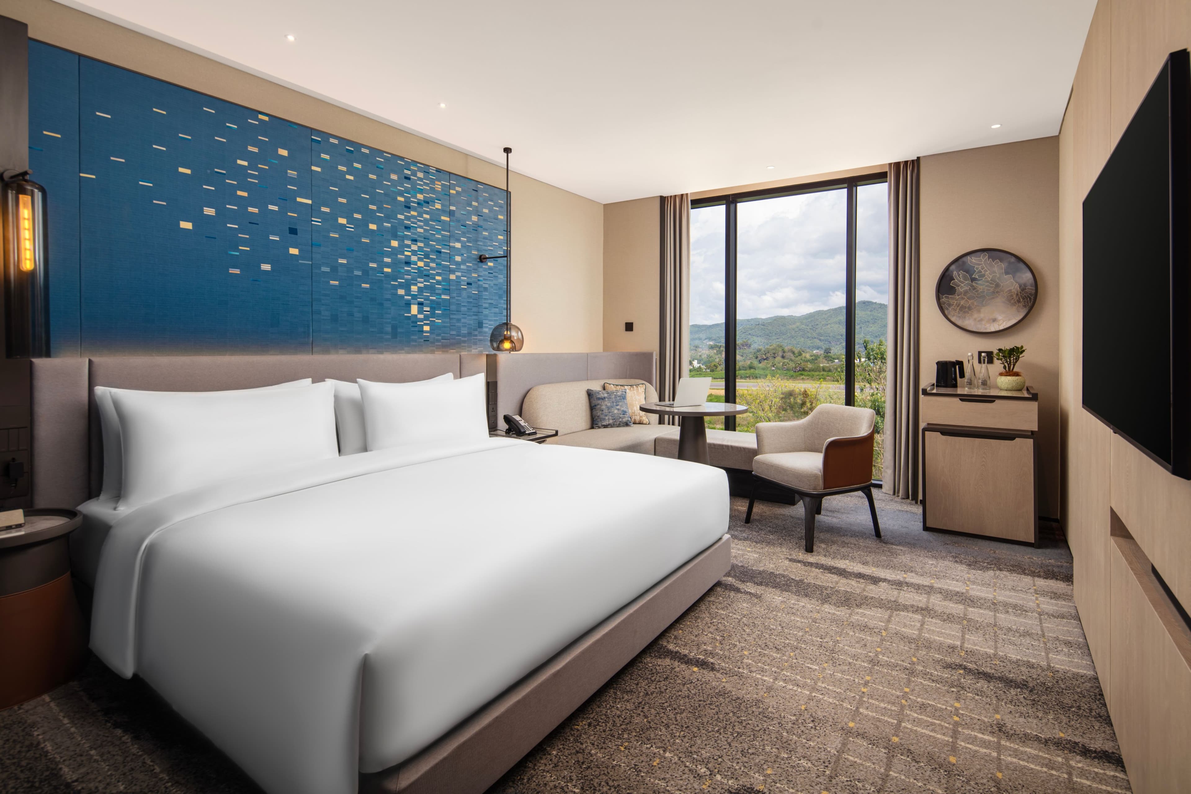 Crowne Plaza Labuan Bajo - Image 2