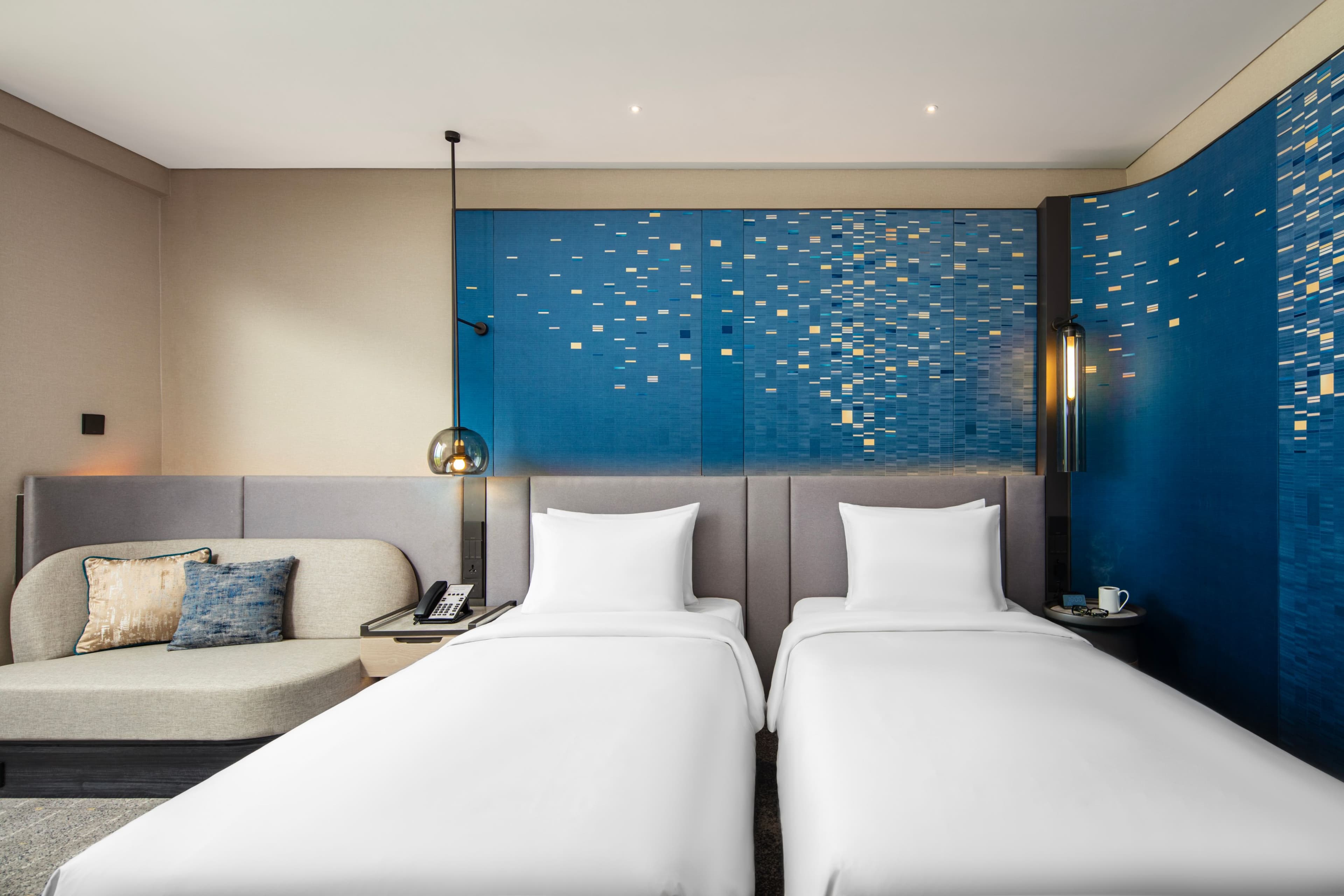 Crowne Plaza Labuan Bajo — 14