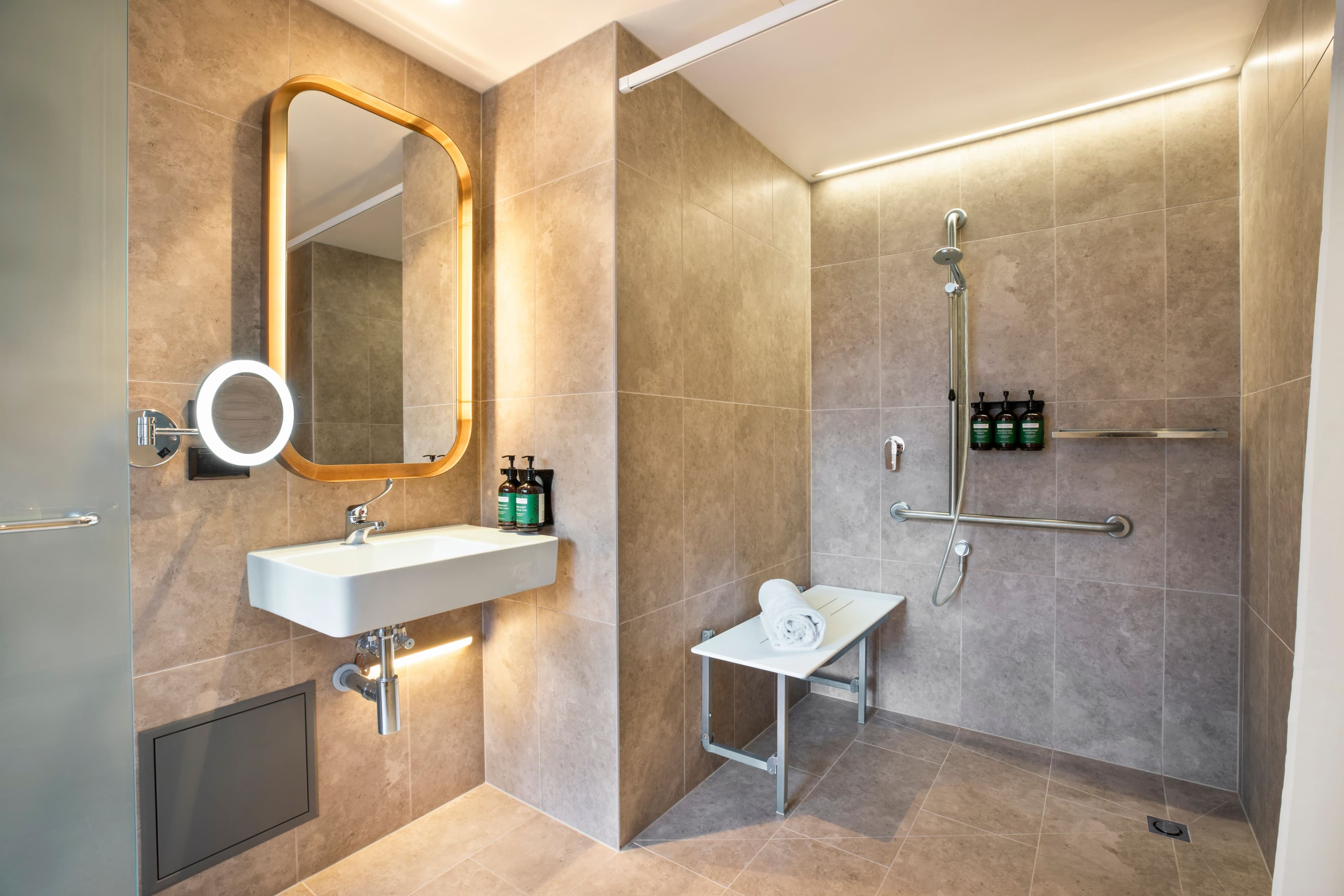Crowne Plaza Melbourne — 37