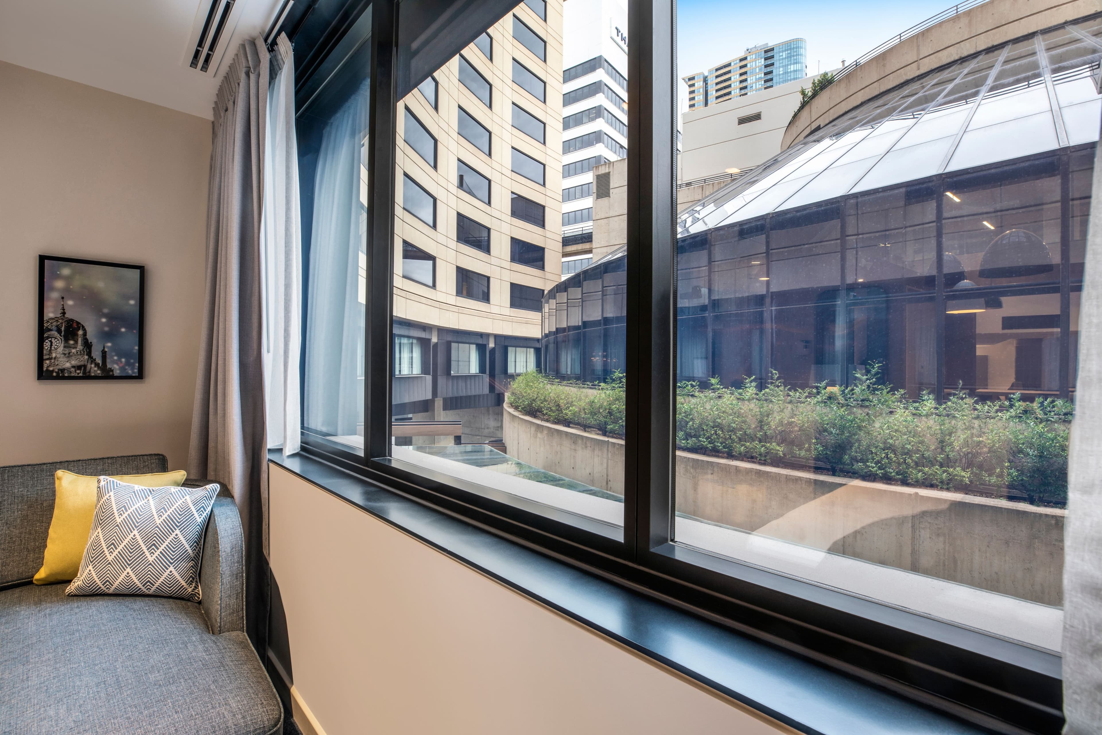 Crowne Plaza Melbourne — 30