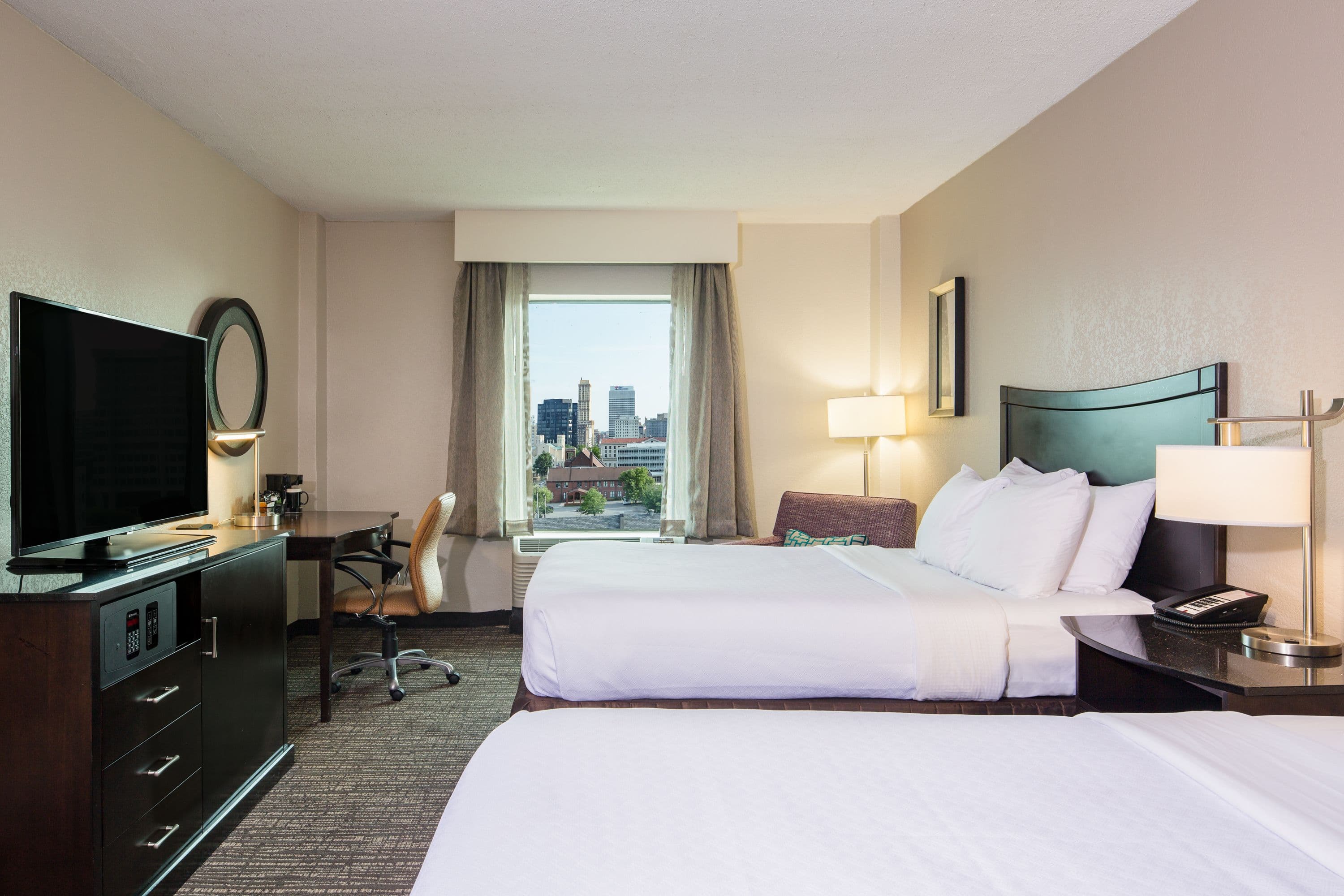 Crowne Plaza Memphis Downtown — 44