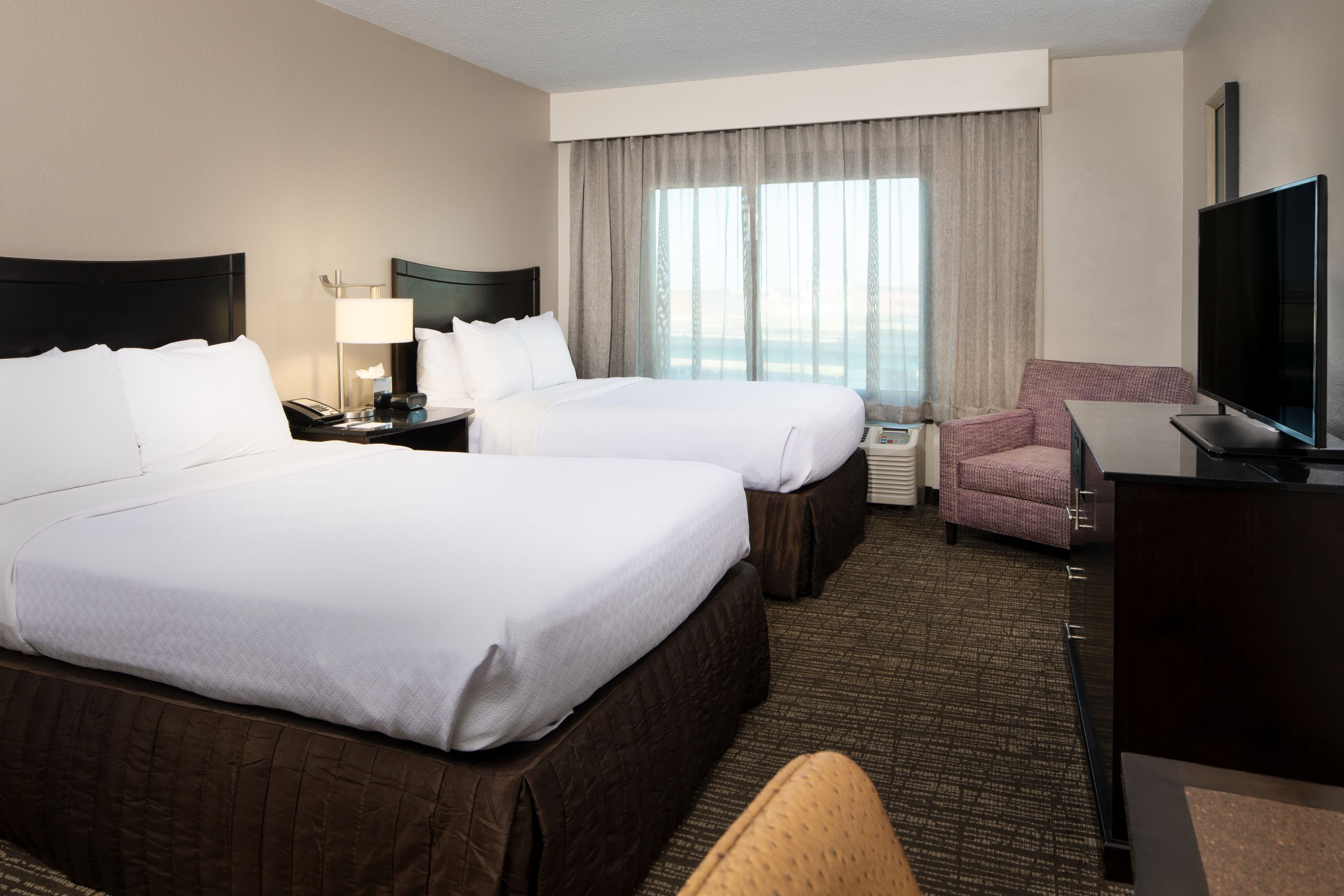 Crowne Plaza Memphis Downtown — 40