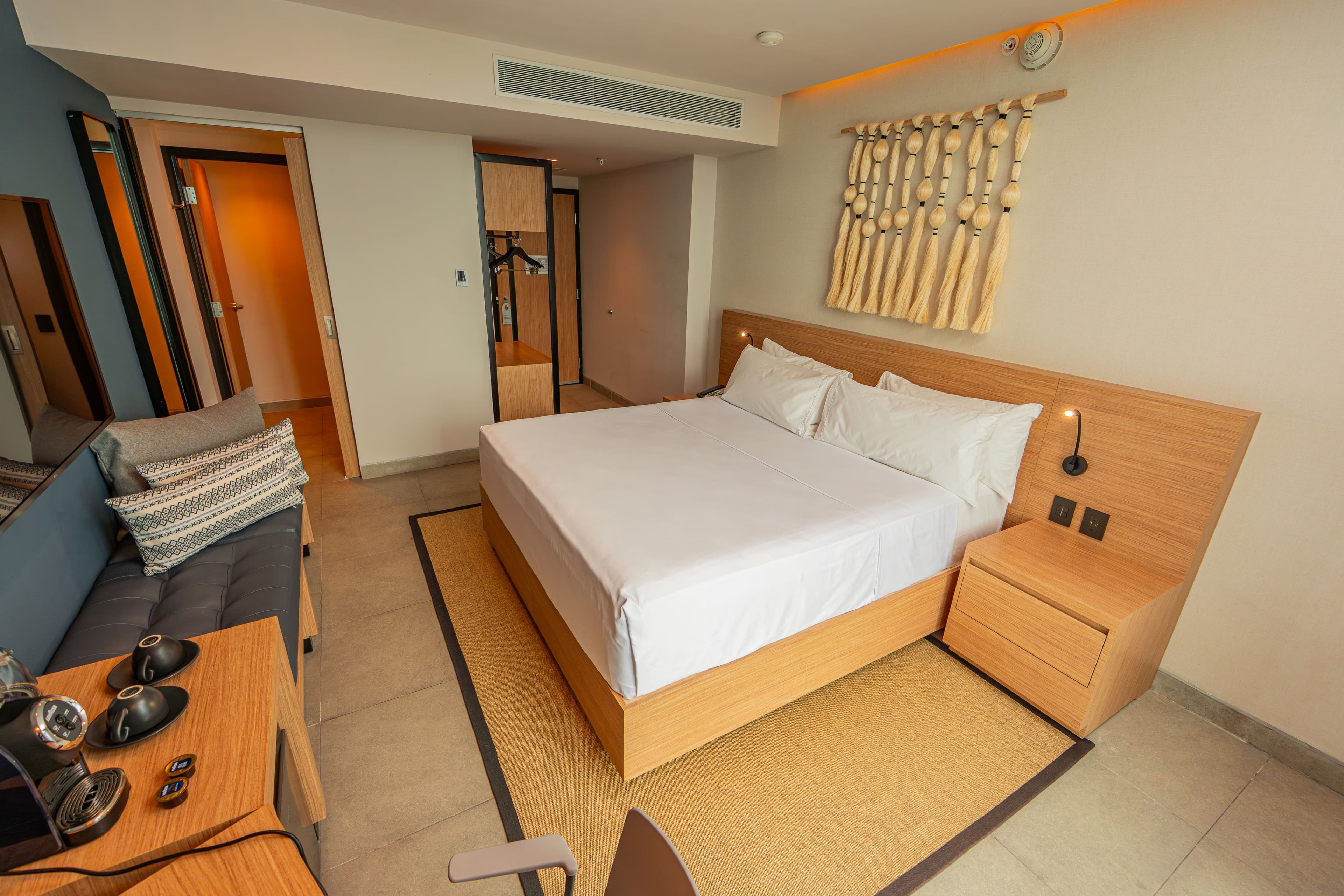Standard Room - Image 6
