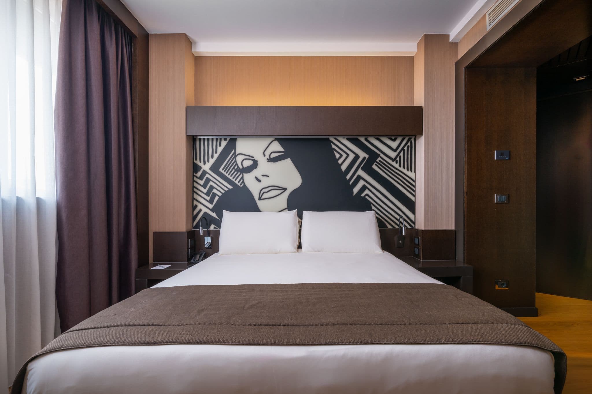 Crowne Plaza Milan City - Image 2
