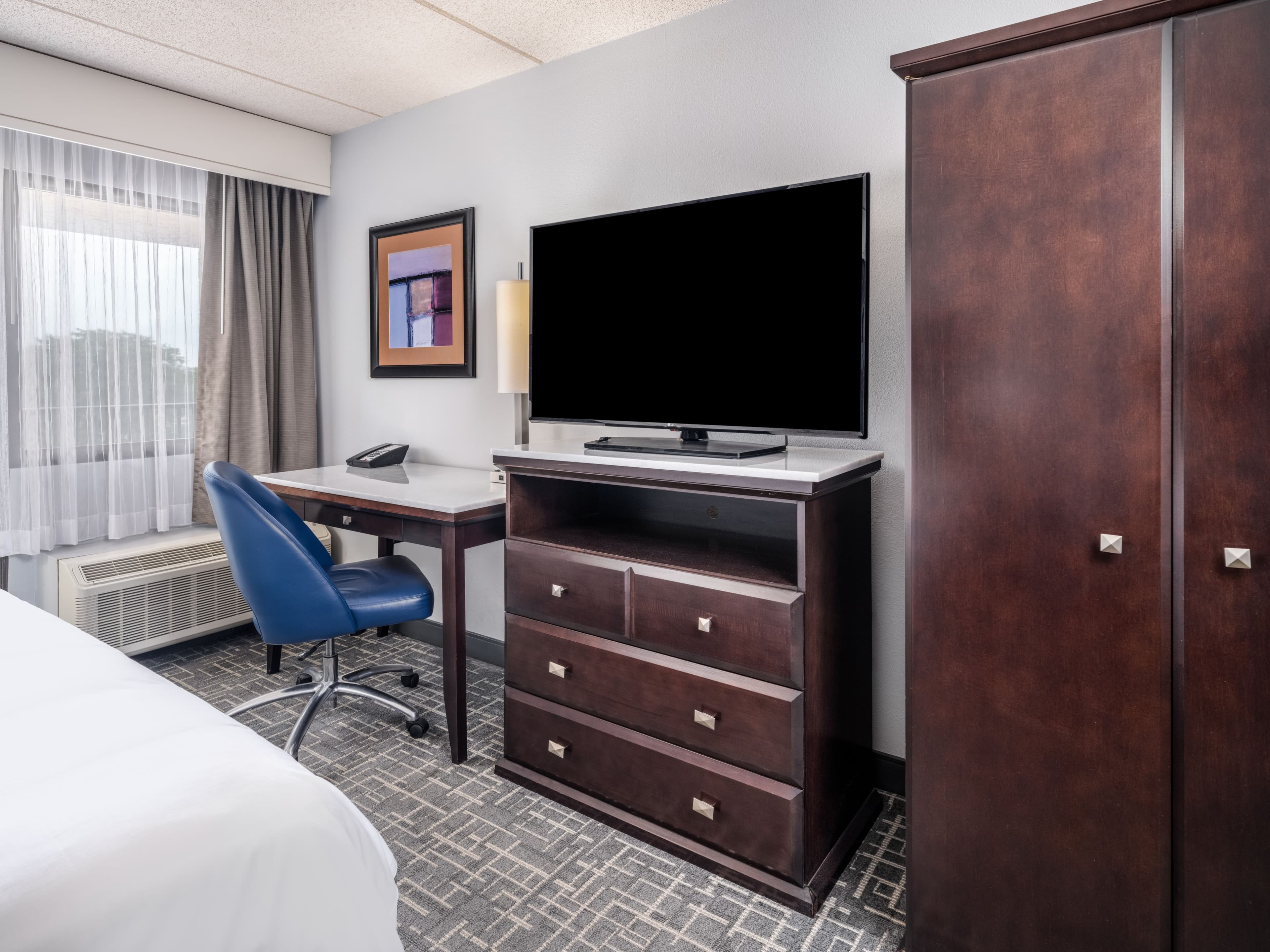 Crowne Plaza Milwaukee Airport — 29