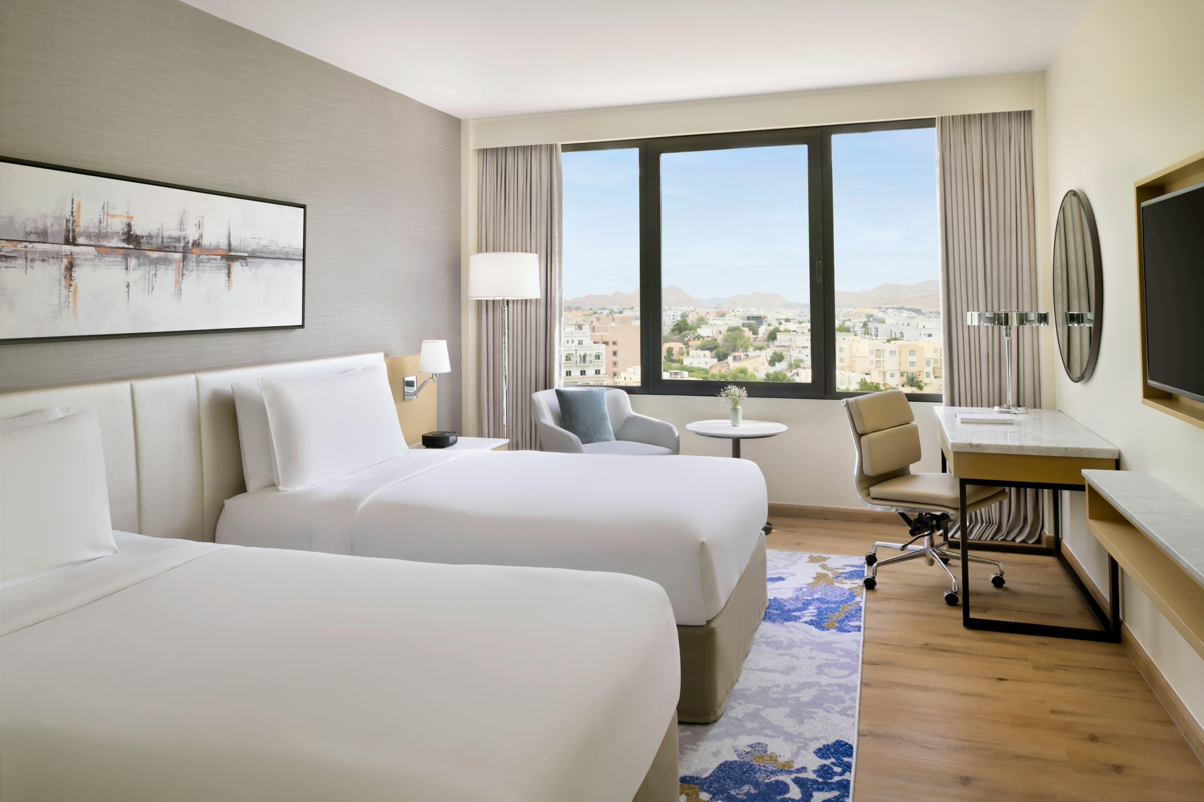 Crowne Plaza Muscat — 14