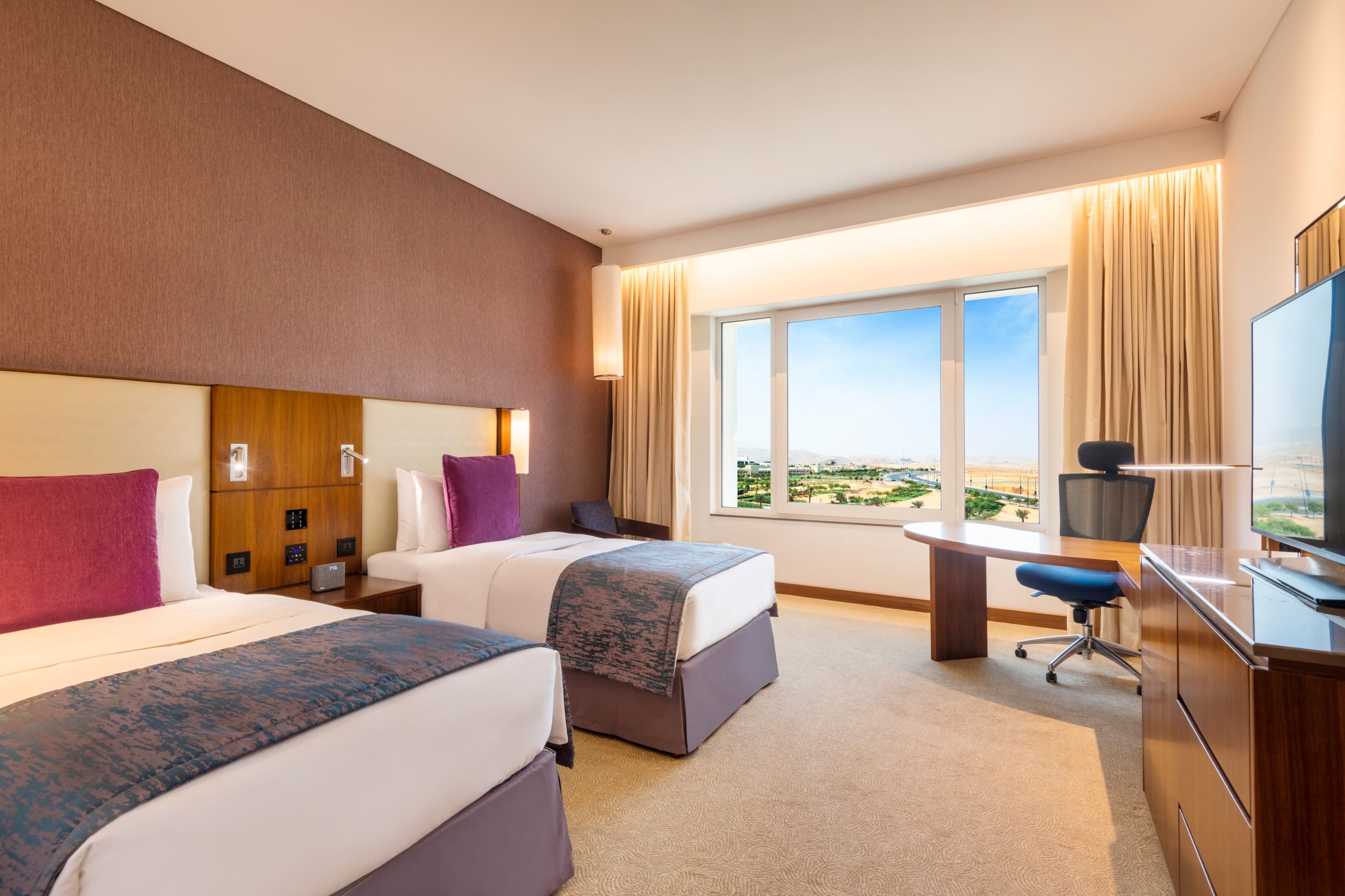 Crowne Plaza Muscat OCEC — 9