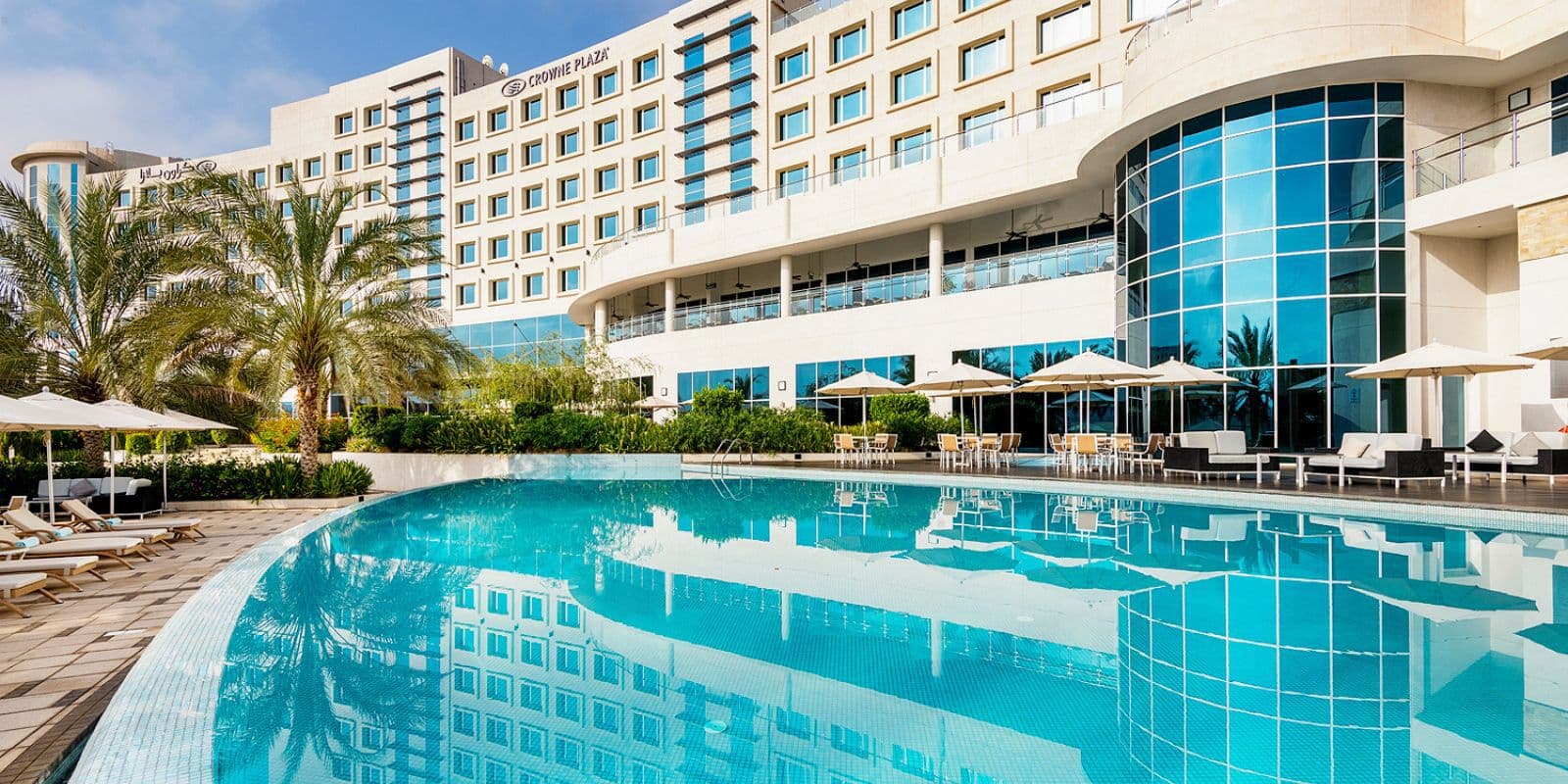 Crowne Plaza Muscat OCEC - Image 1