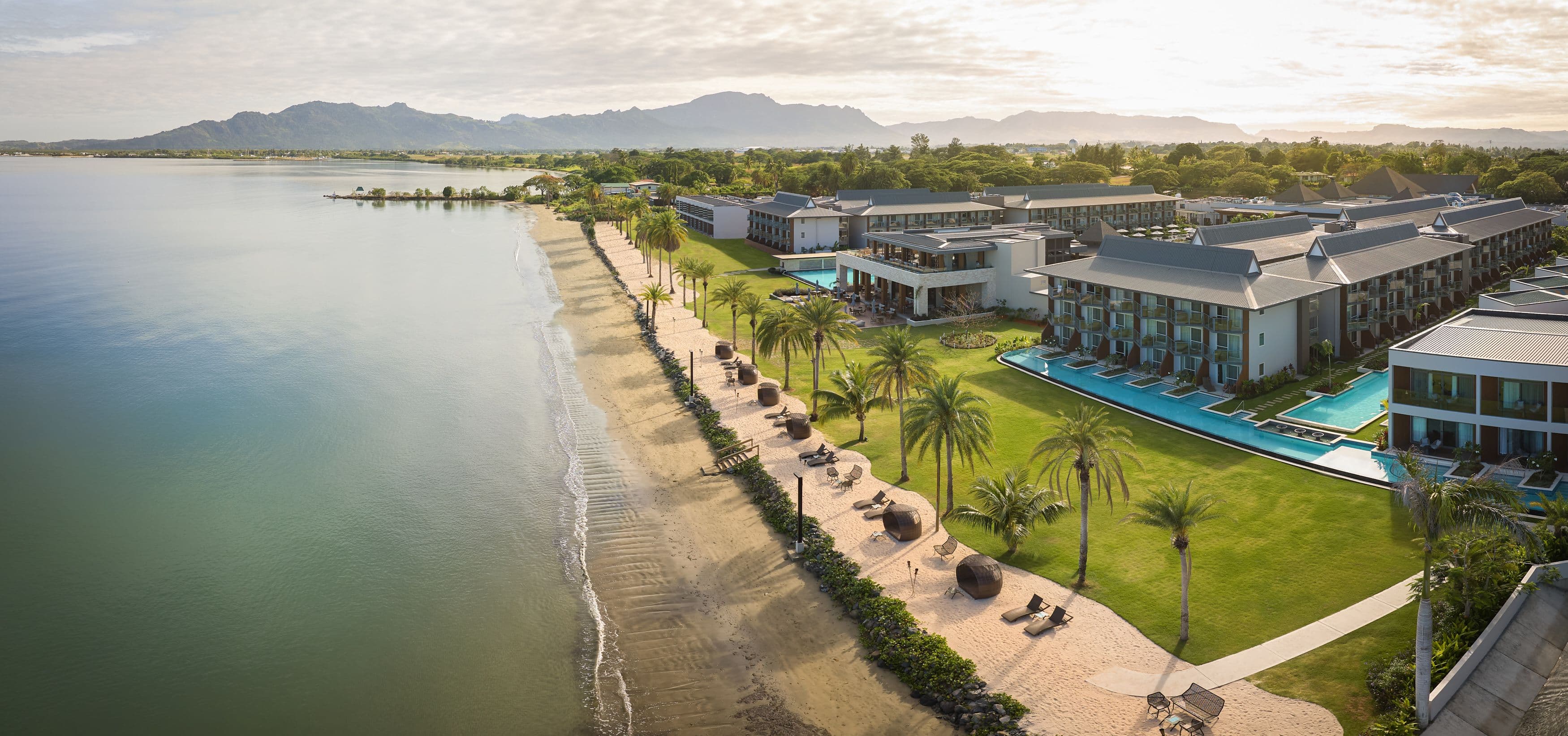 Crowne Plaza Fiji Nadi Bay Resort & Spa - Image 1