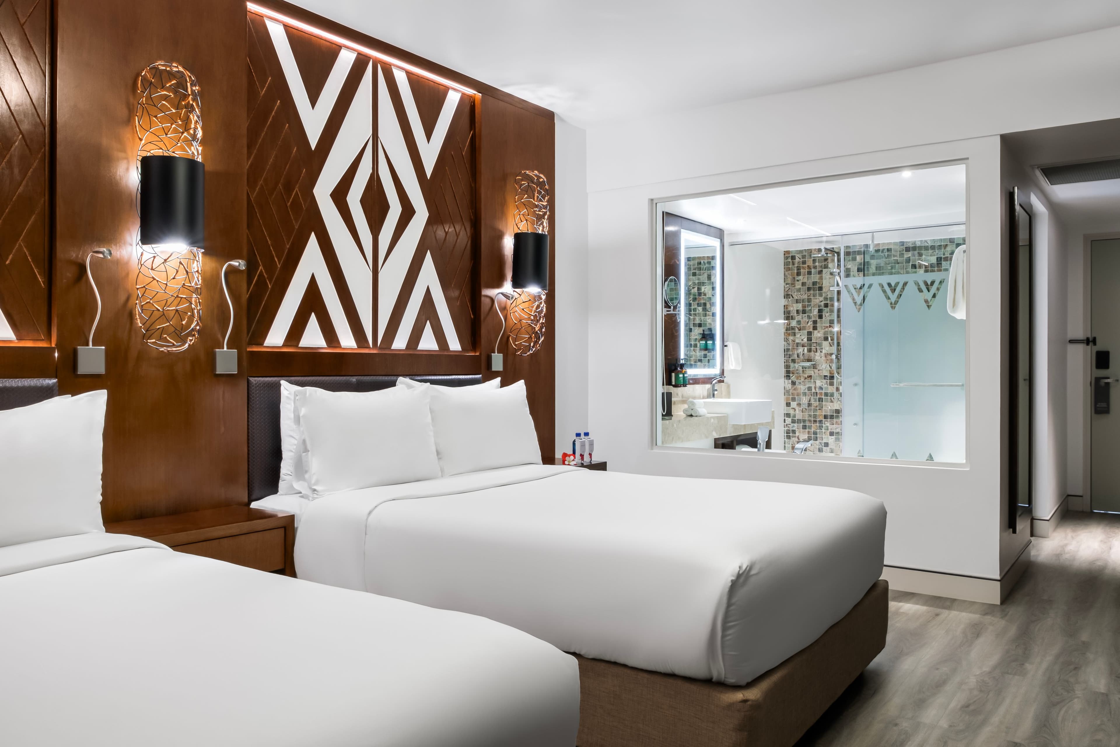 Crowne Plaza Fiji Nadi Bay Resort & Spa — 7