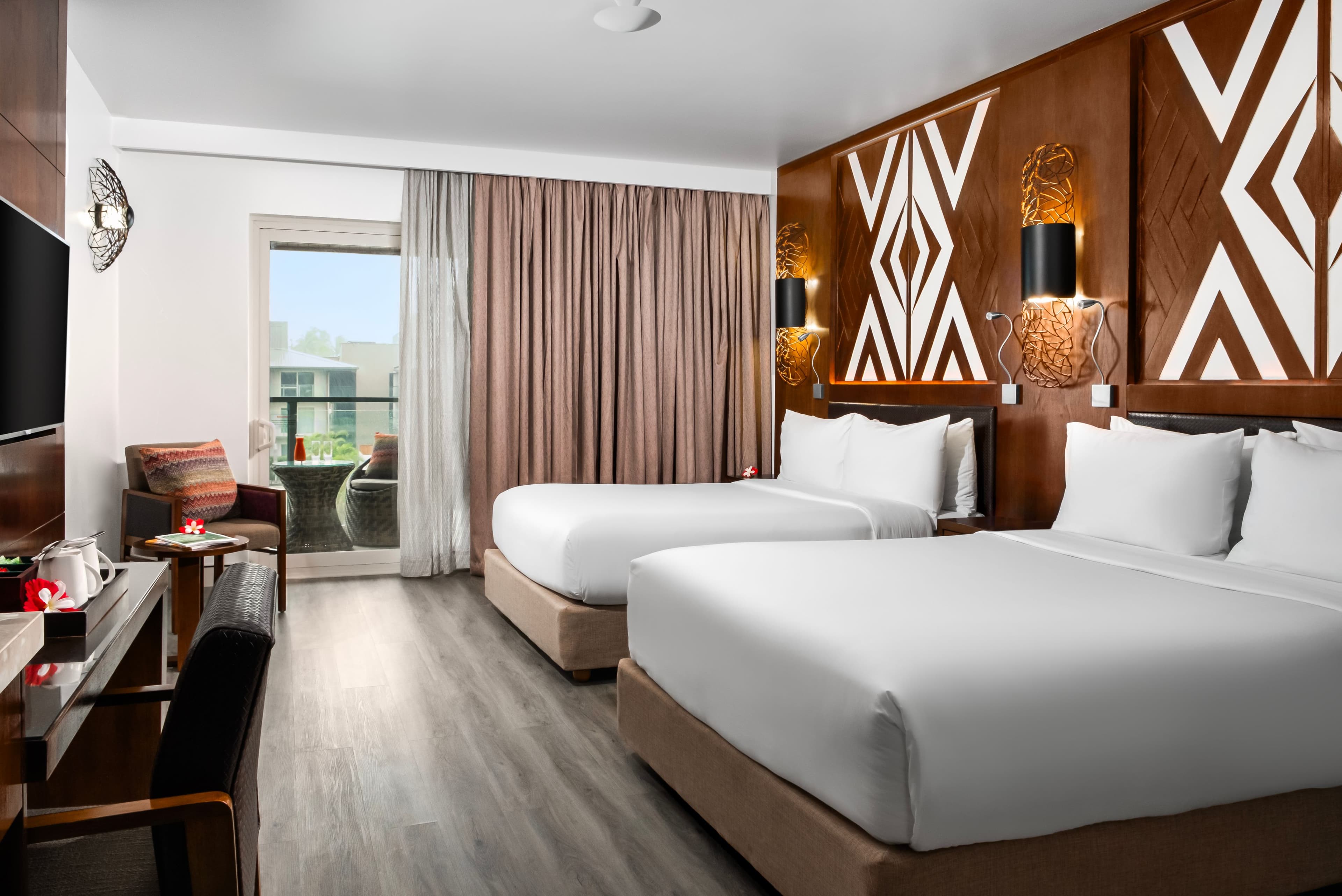 Crowne Plaza Fiji Nadi Bay Resort & Spa - Image 4