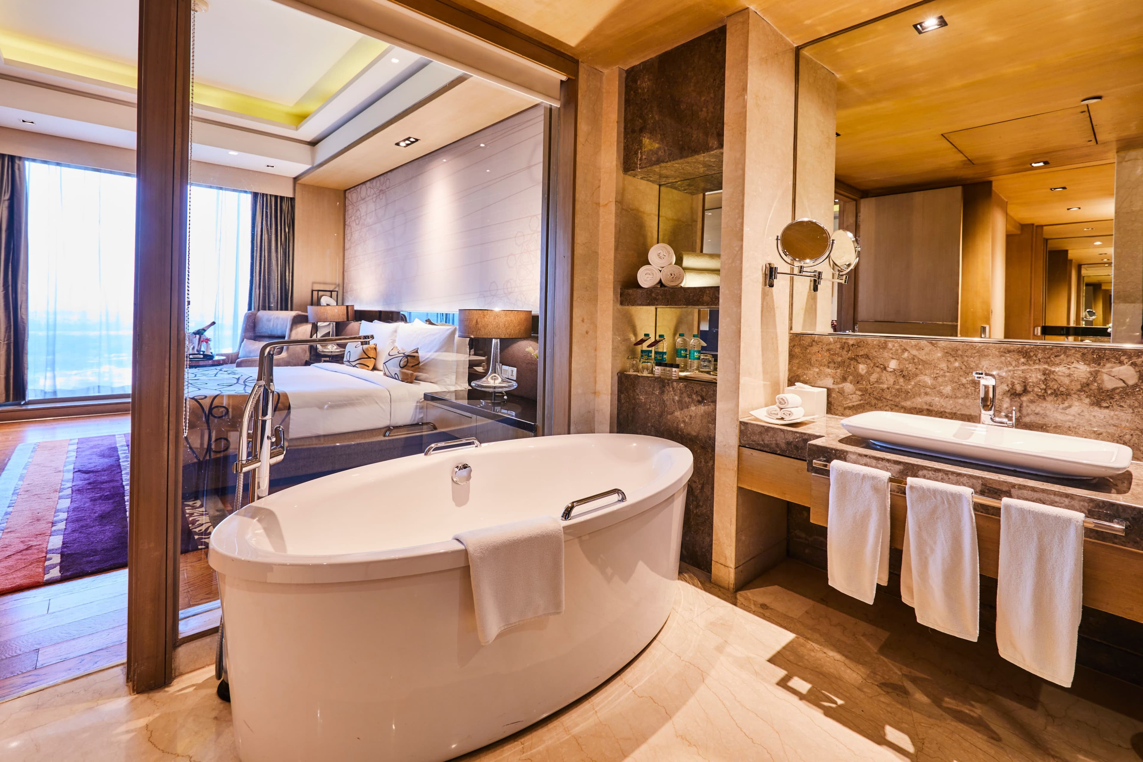 Crowne Plaza New Delhi Rohini — 20