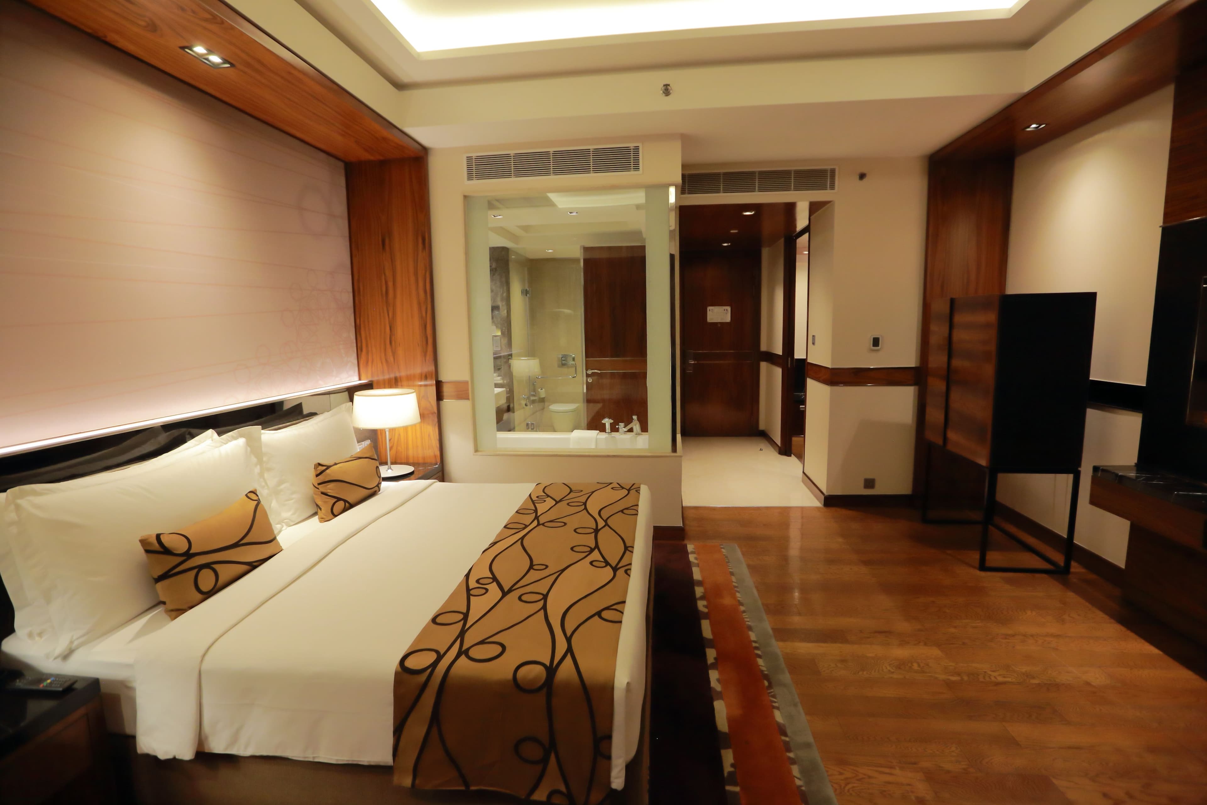 Crowne Plaza New Delhi Rohini - Image 2