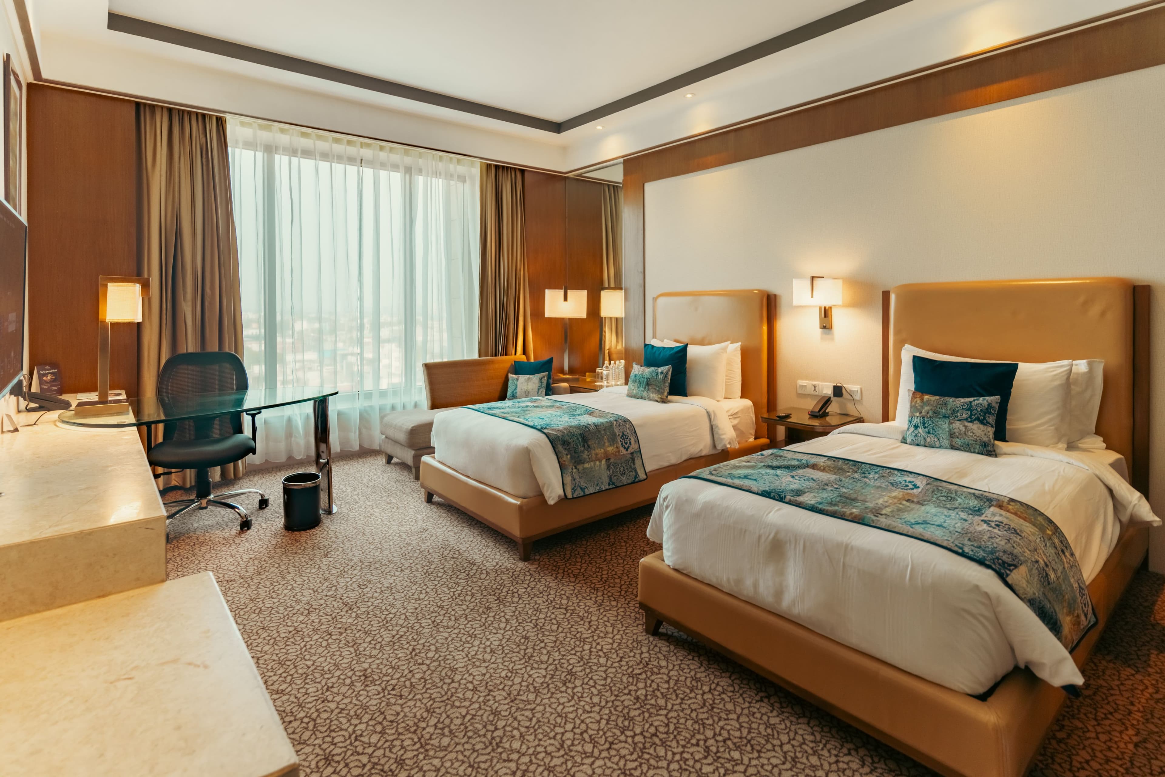 Crowne Plaza New Delhi Okhla - Image 2