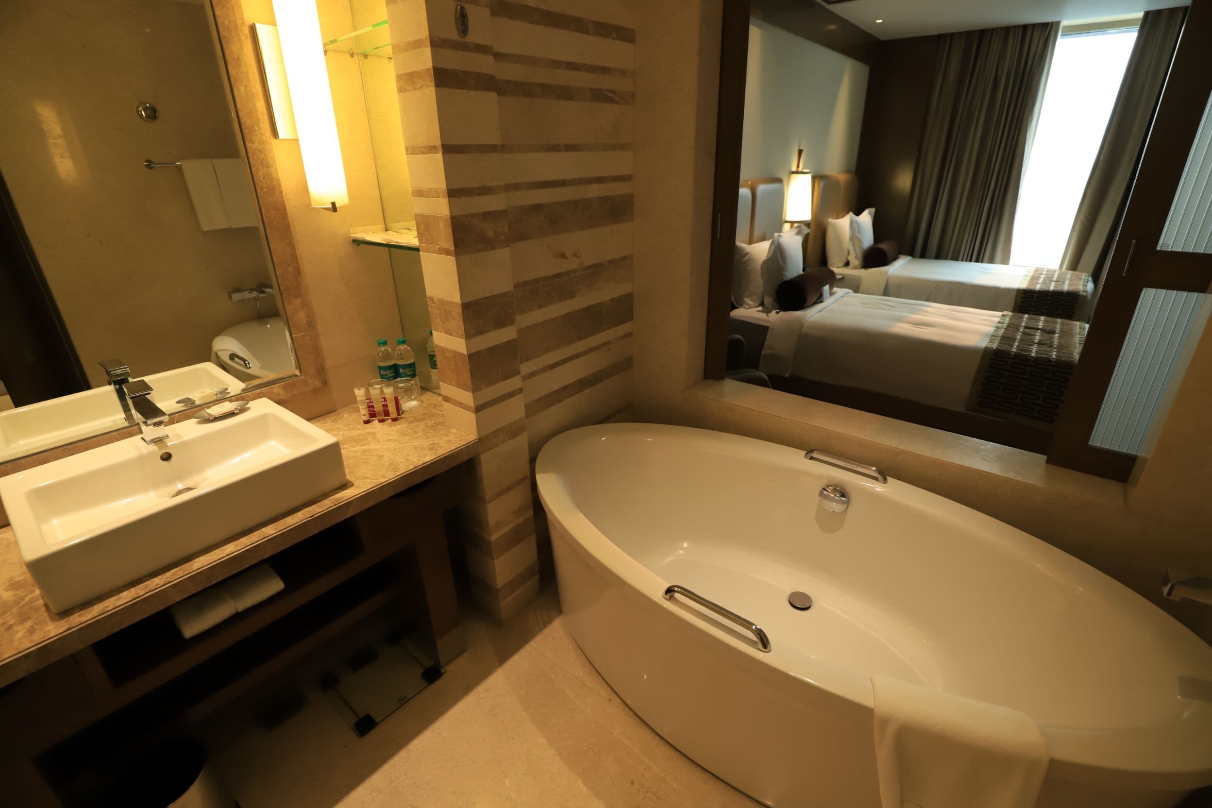 STANDARD ROOM - Image 9