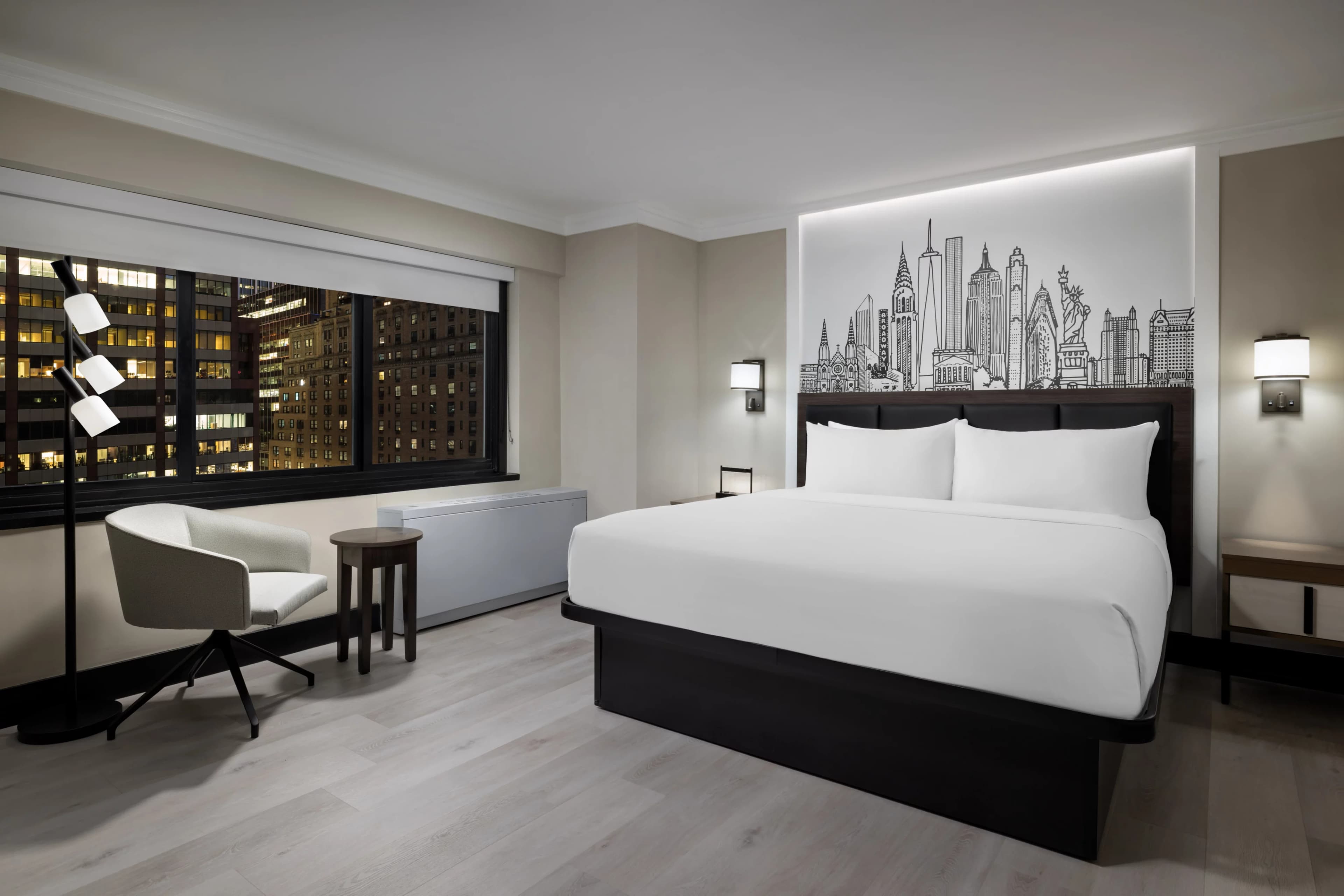 Independent (SPHC) The Manhattan at Times Square — 16