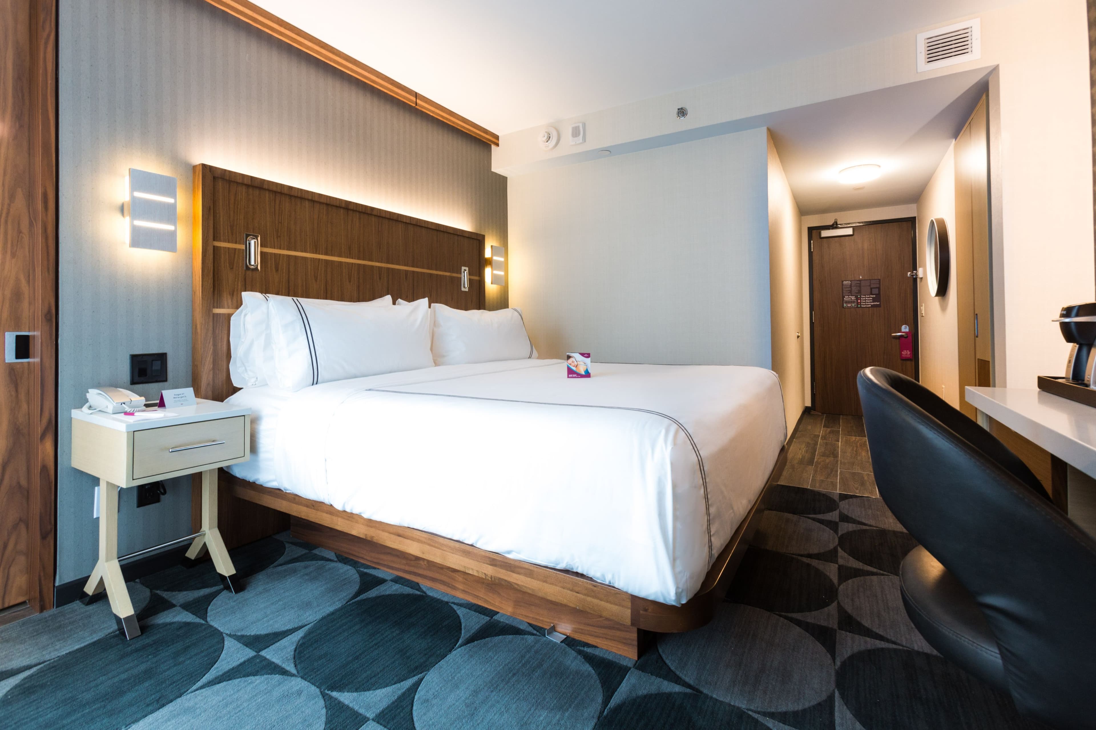 Crowne Plaza HY36 Midtown Manhattan — 11