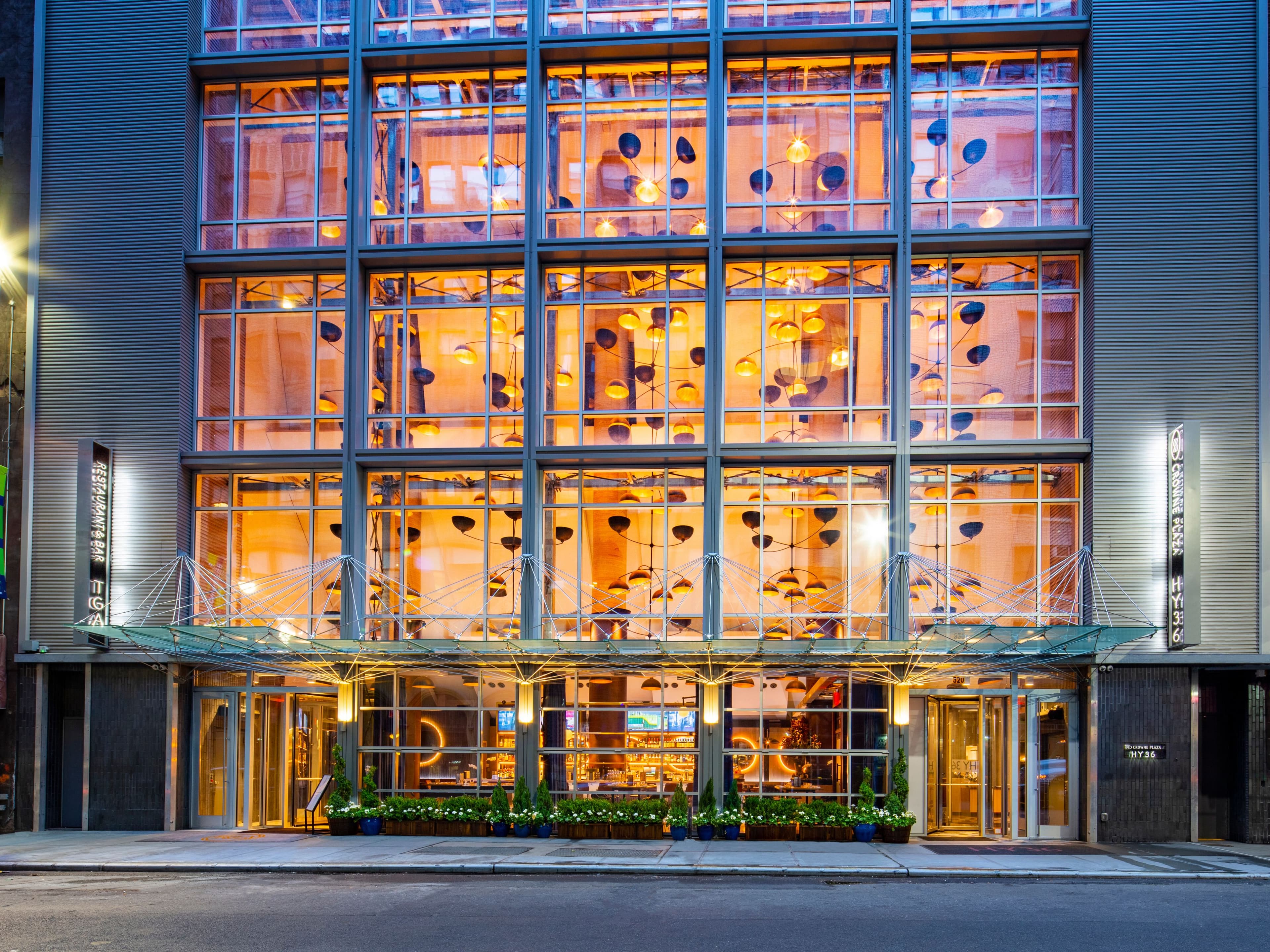 Crowne Plaza HY36 Midtown Manhattan - Image 1