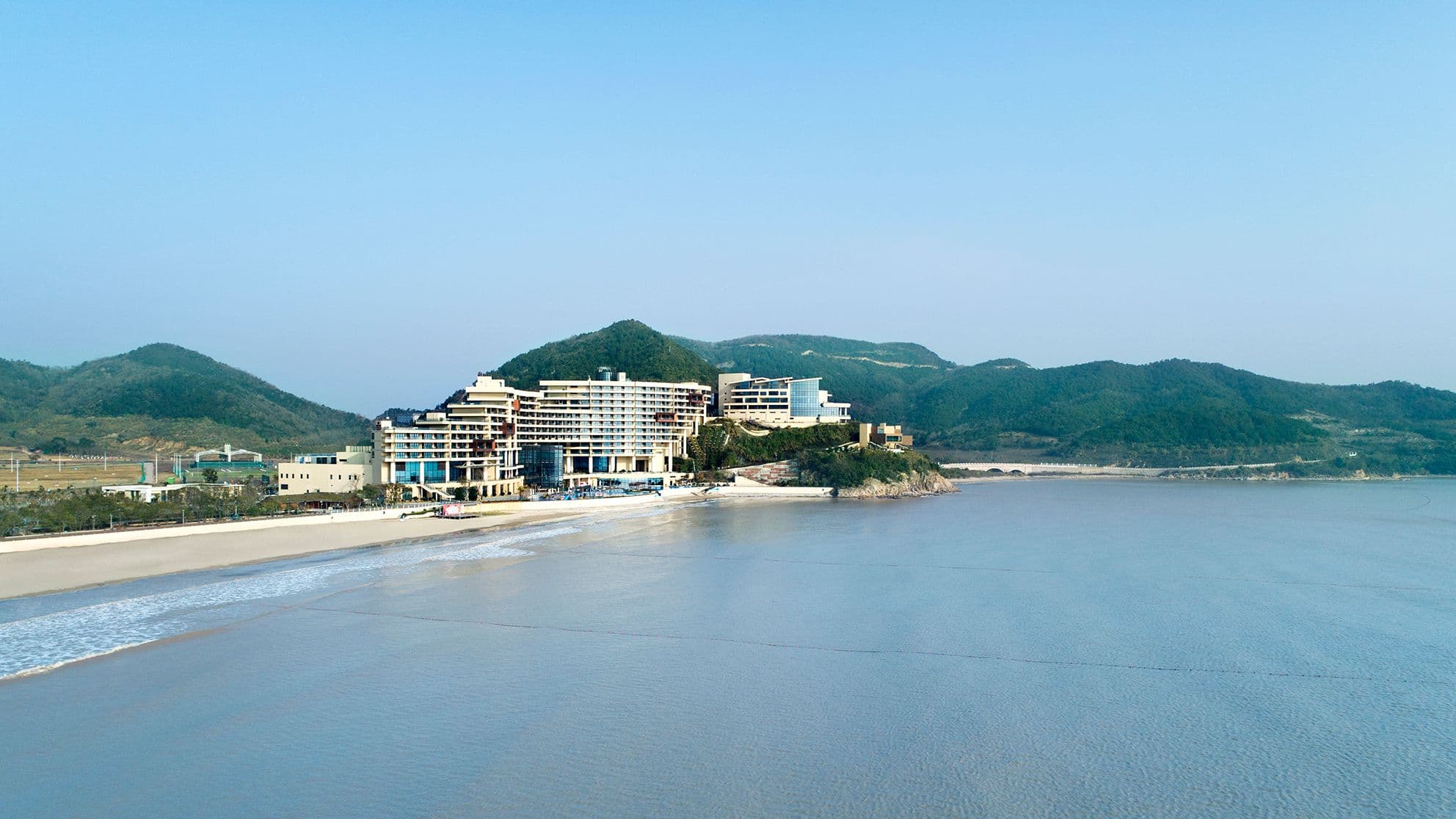 Crowne Plaza Ningbo Xiangshan Sea View - Image 1