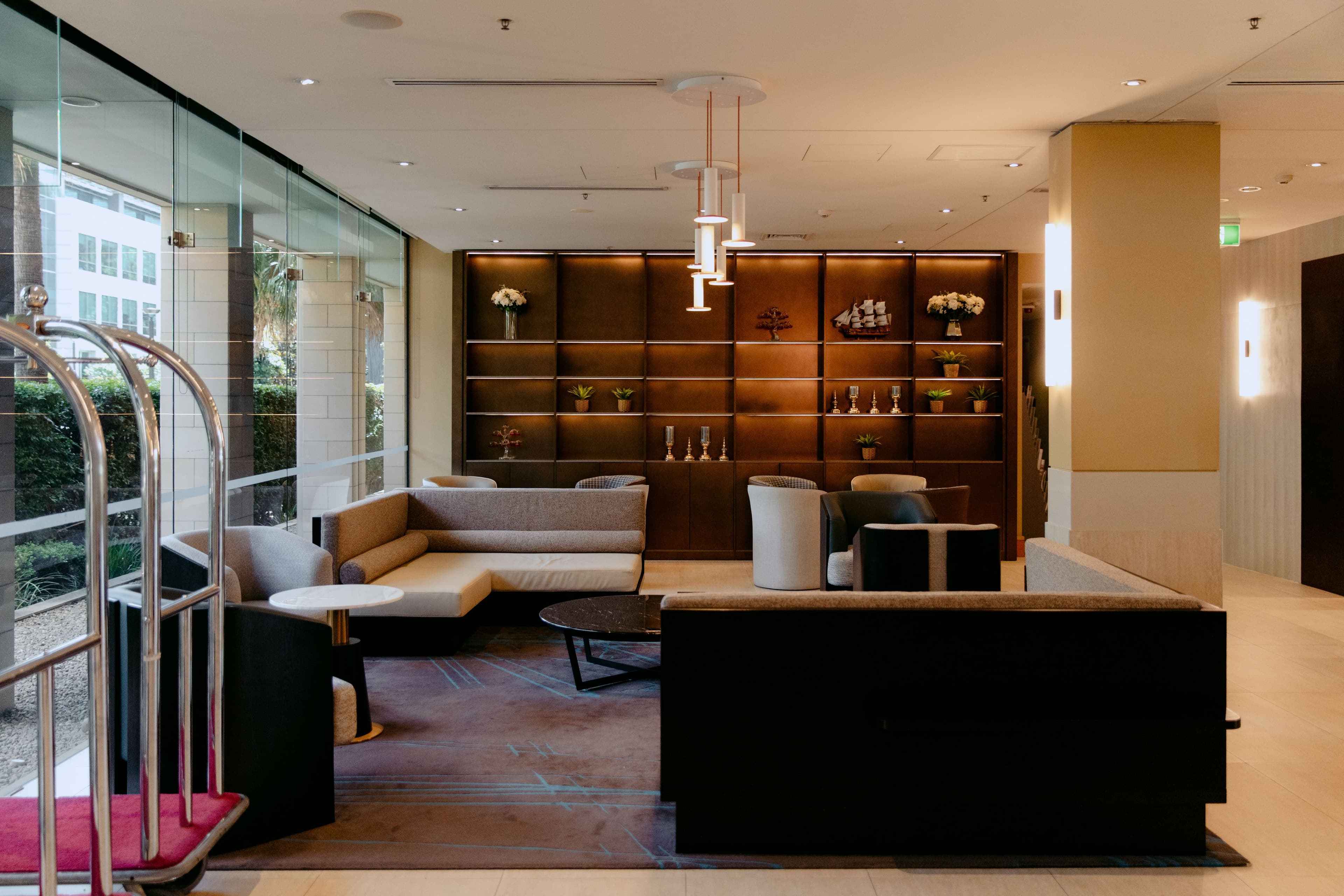 Crowne Plaza Sydney Macquarie Park - Image 1