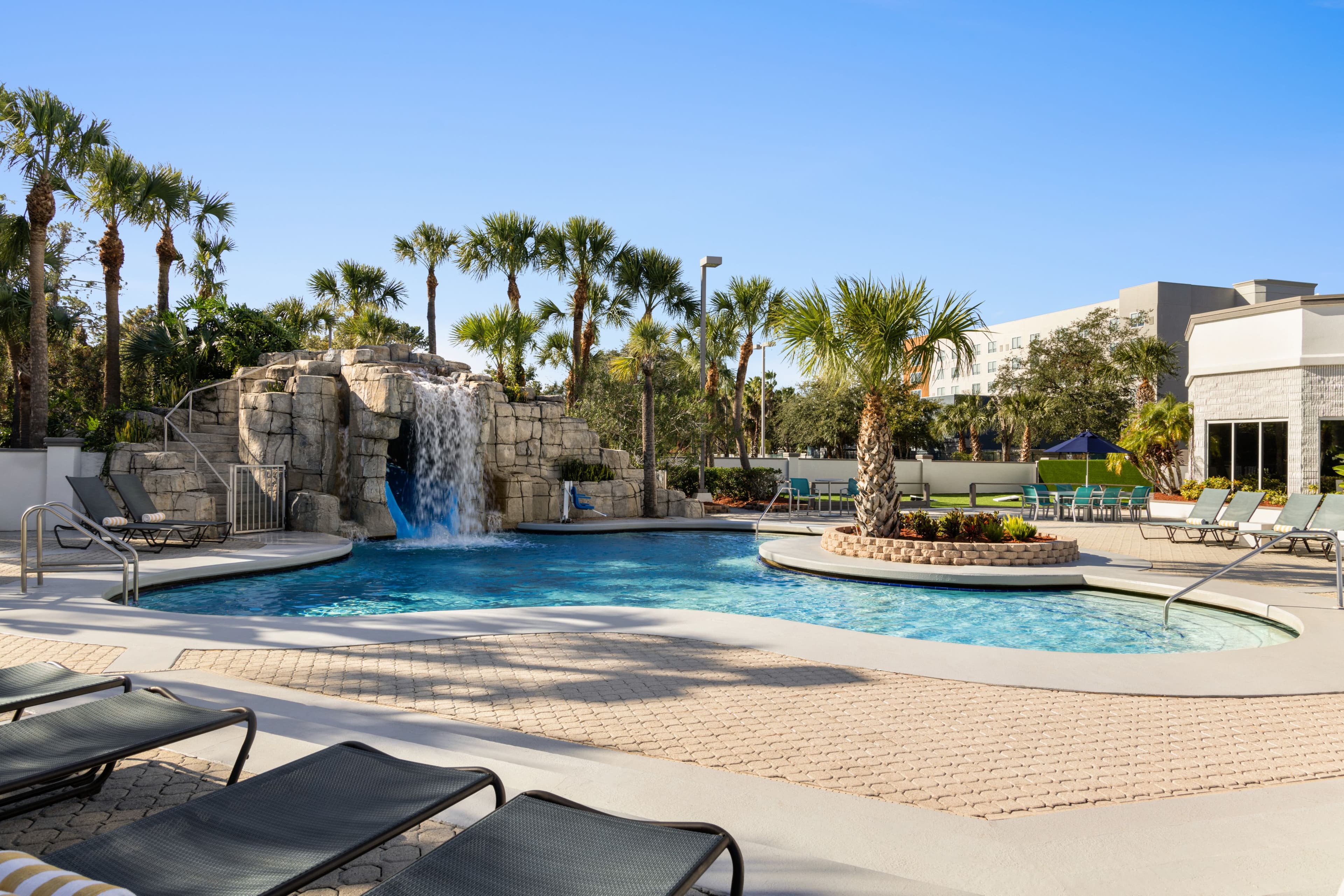 Crowne Plaza Orlando - Lake Buena Vista - Image 1