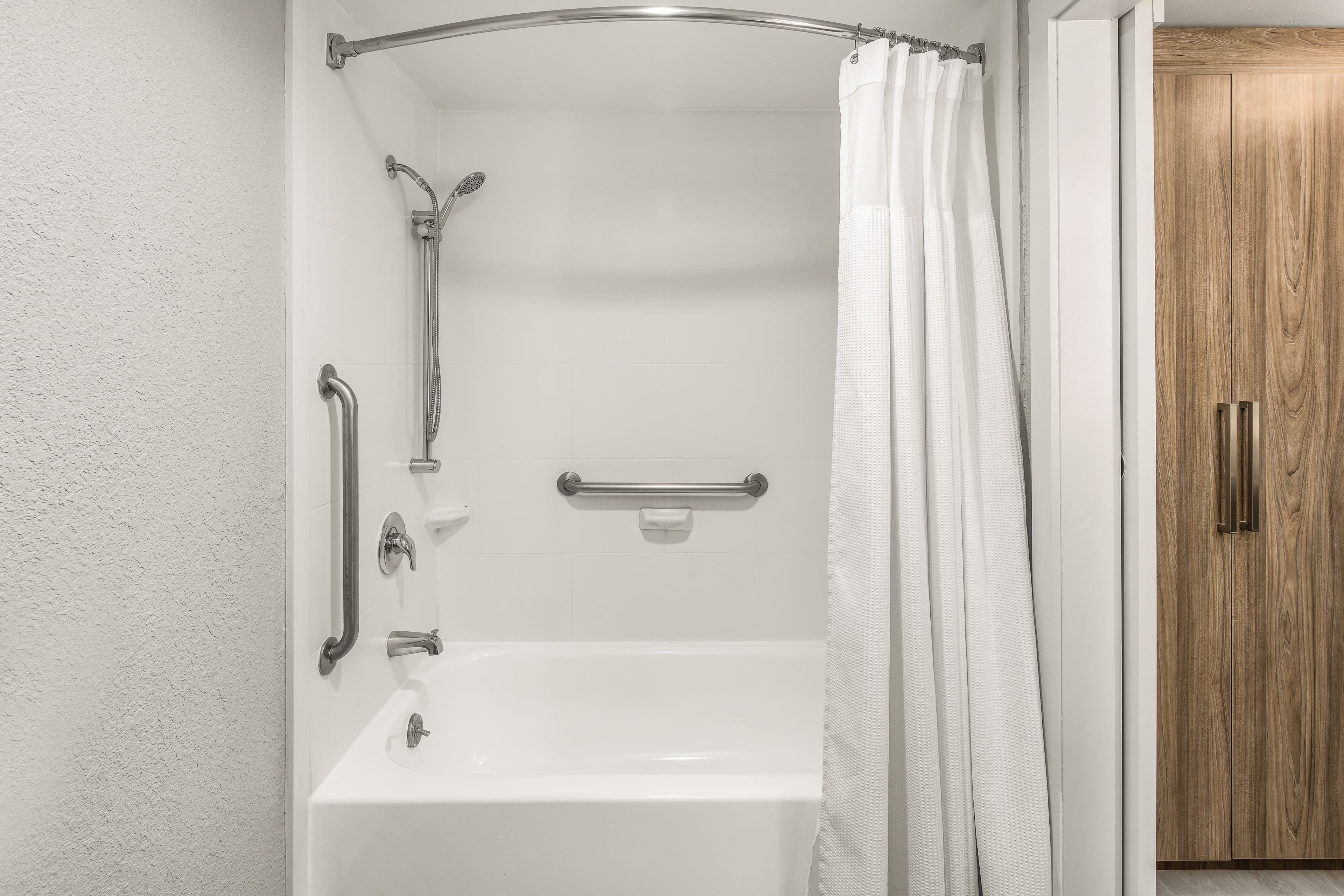 Crowne Plaza Orlando - Lake Buena Vista — 11