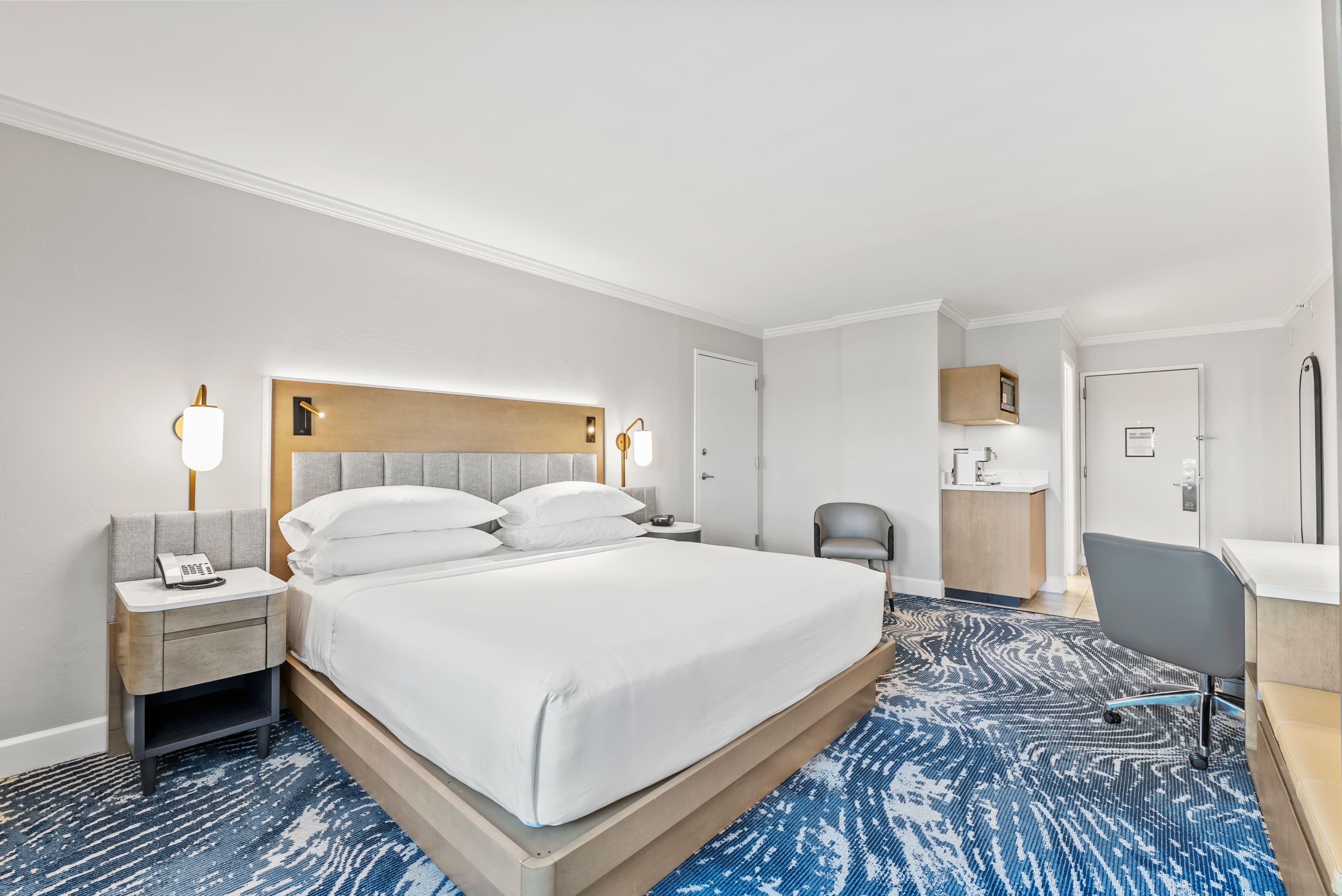 Crowne Plaza Orlando-Downtown - Image 3