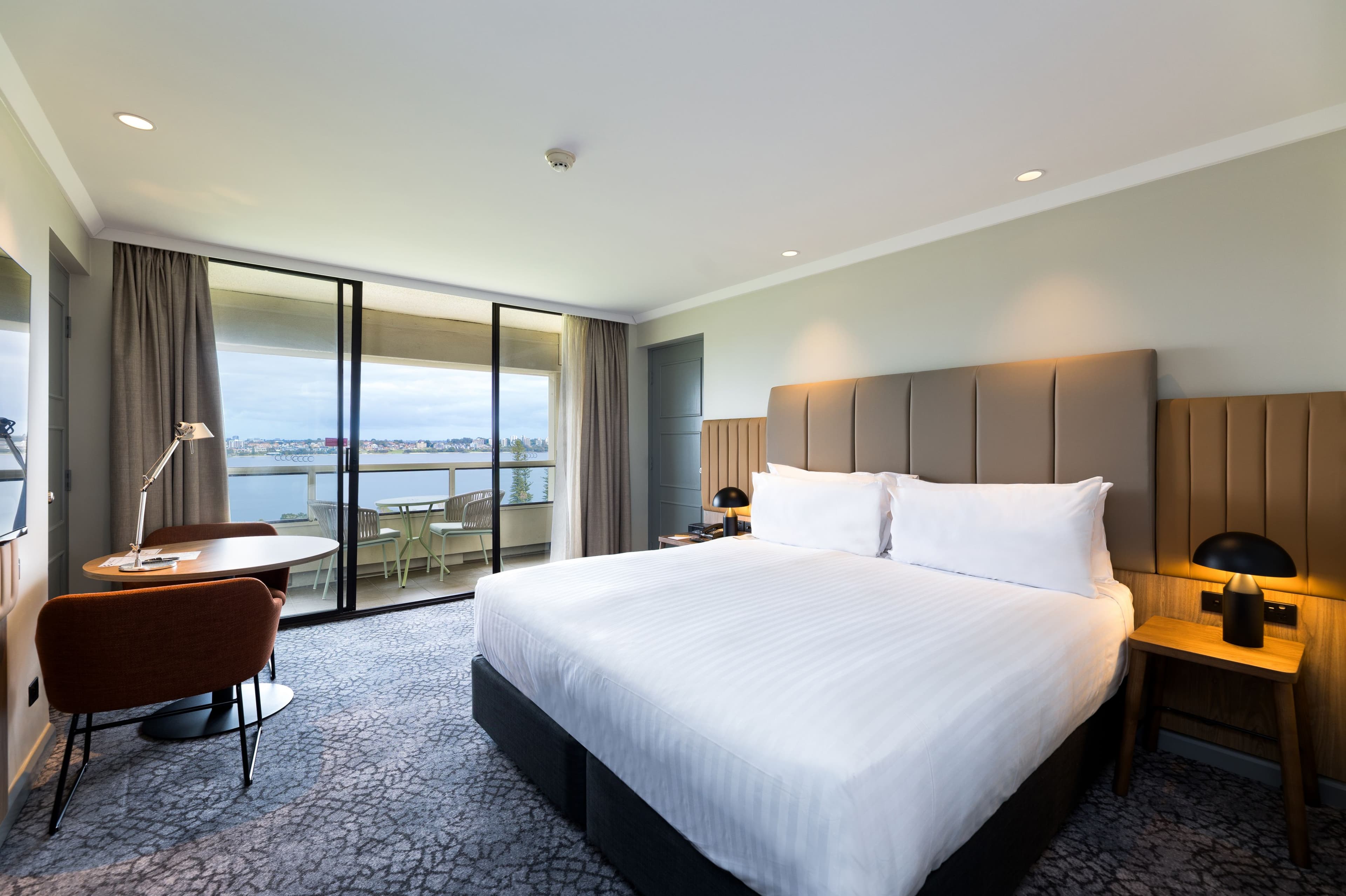 Crowne Plaza Perth — 10