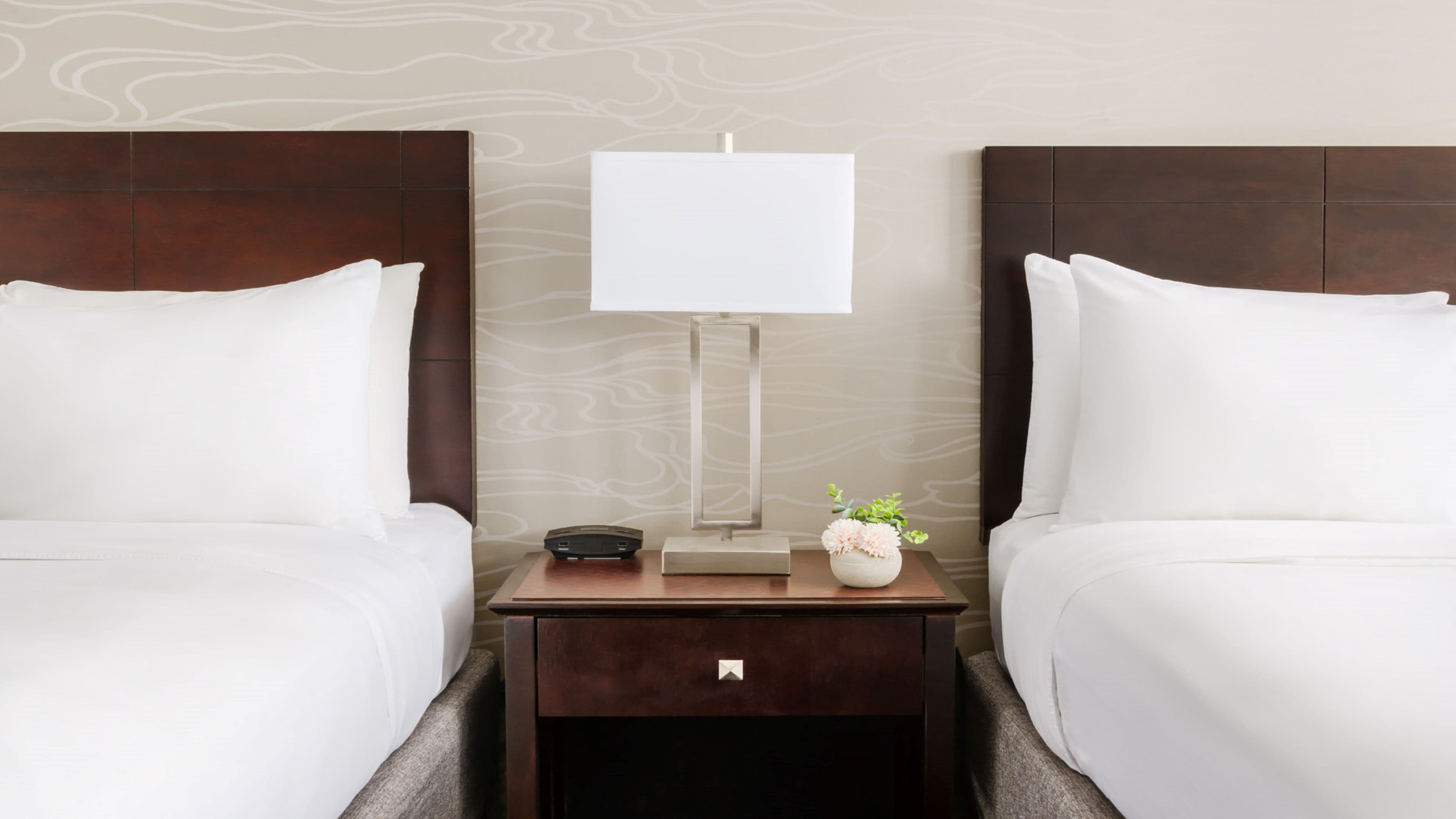 Crowne Plaza Phoenix Airport - PHX — 23