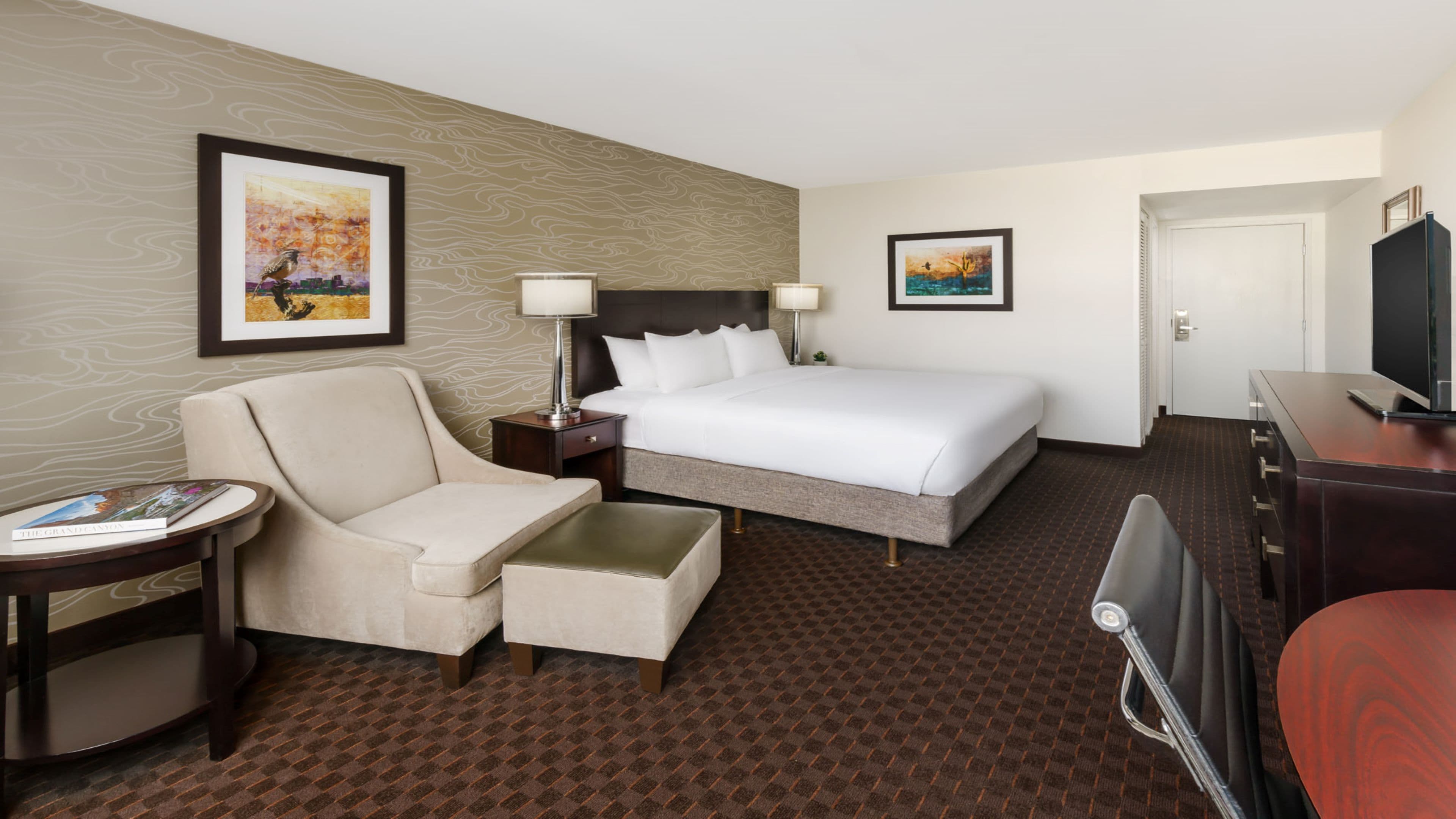 Crowne Plaza Phoenix Airport - PHX — 3