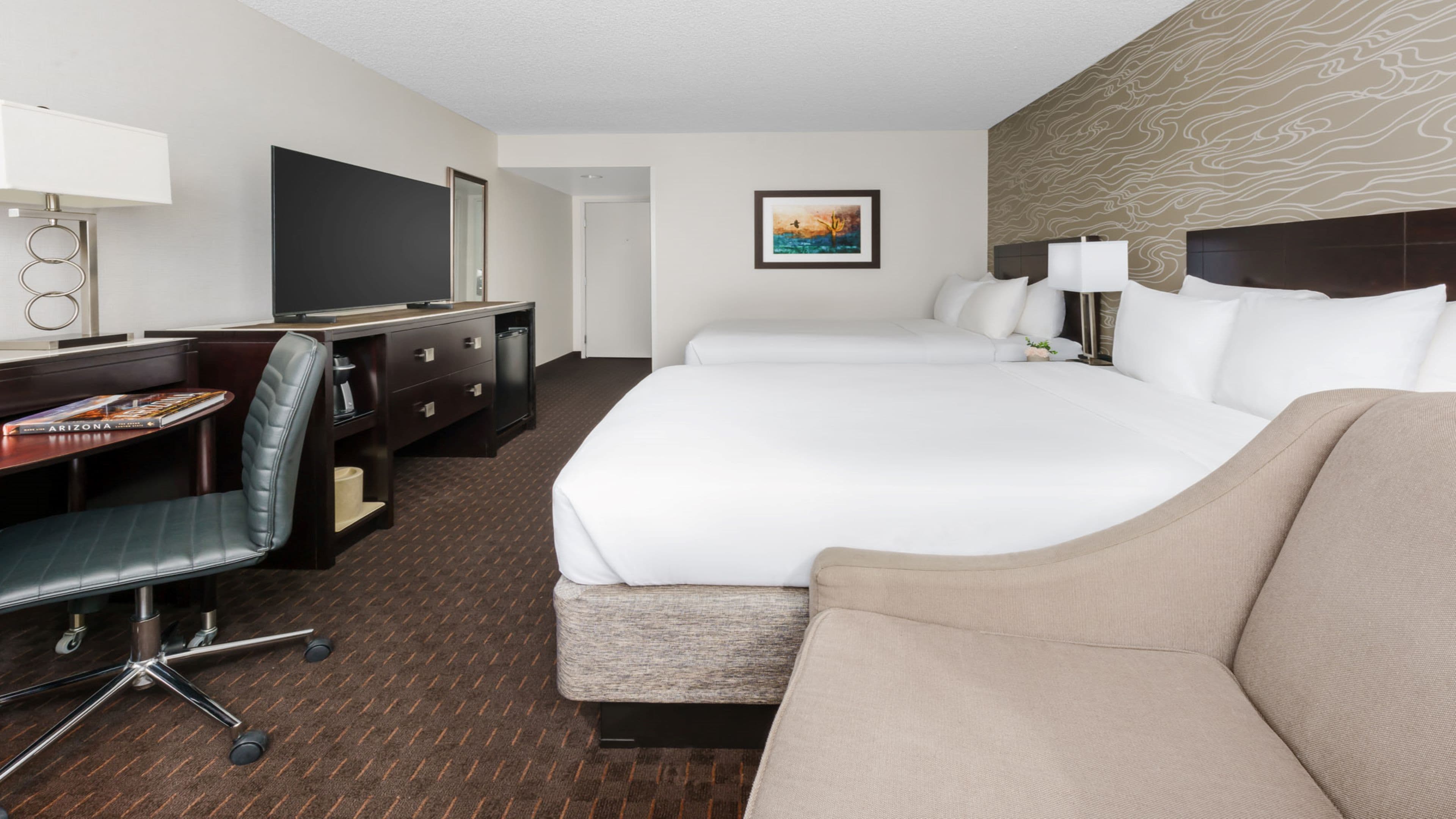 Crowne Plaza Phoenix Airport - PHX — 25