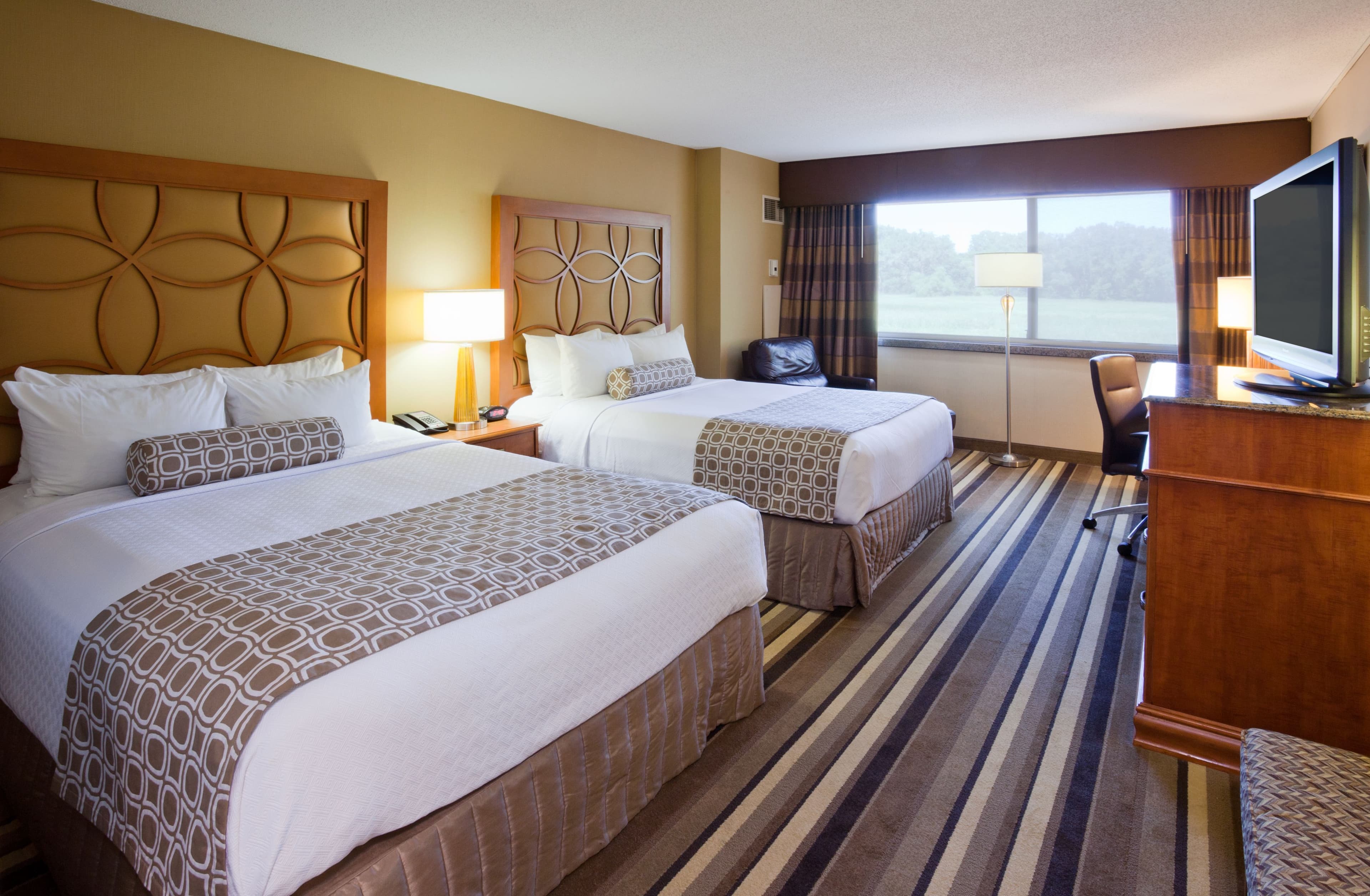 Crowne Plaza Minneapolis West — 17