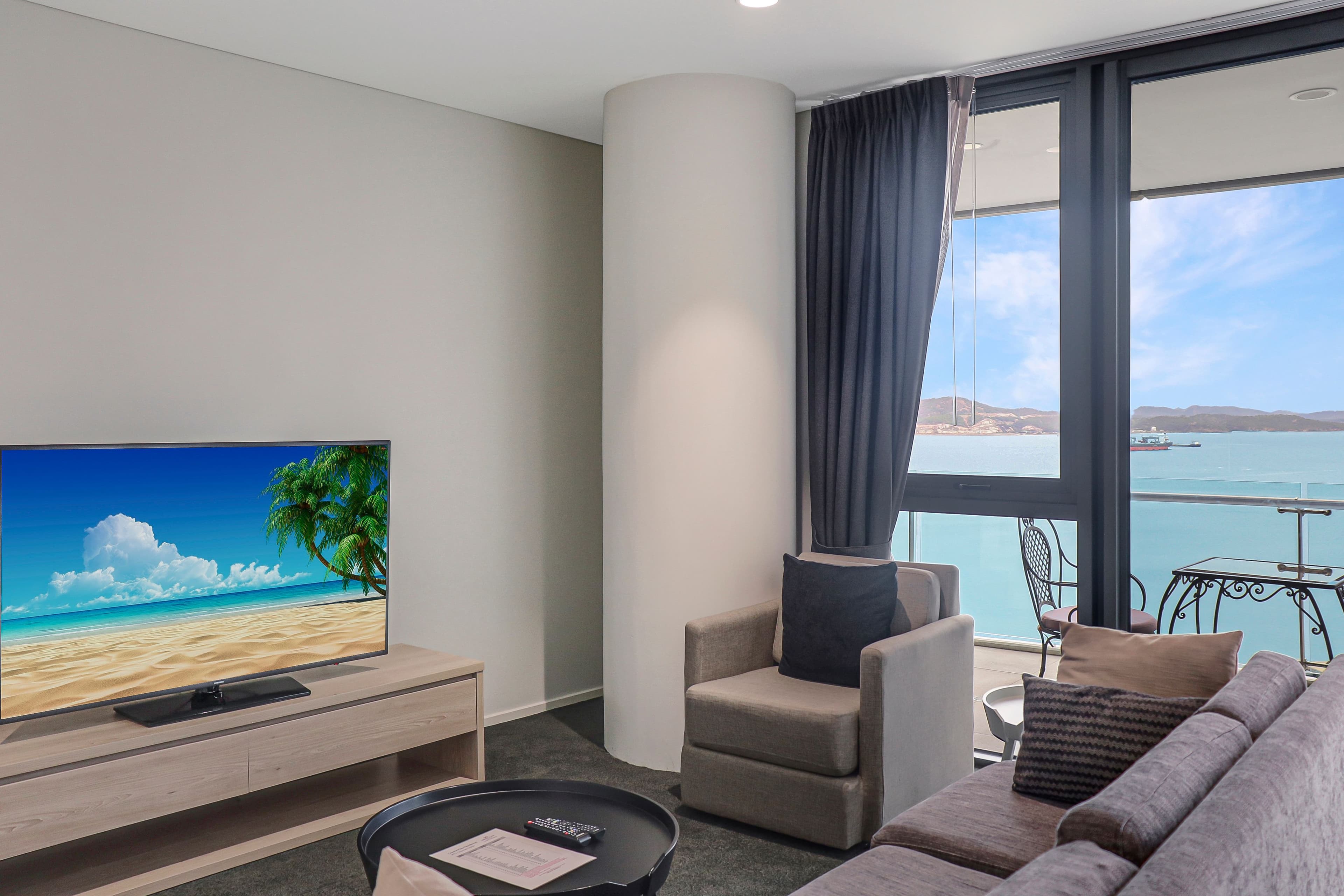 Crowne Plaza Residences Port Moresby — 9