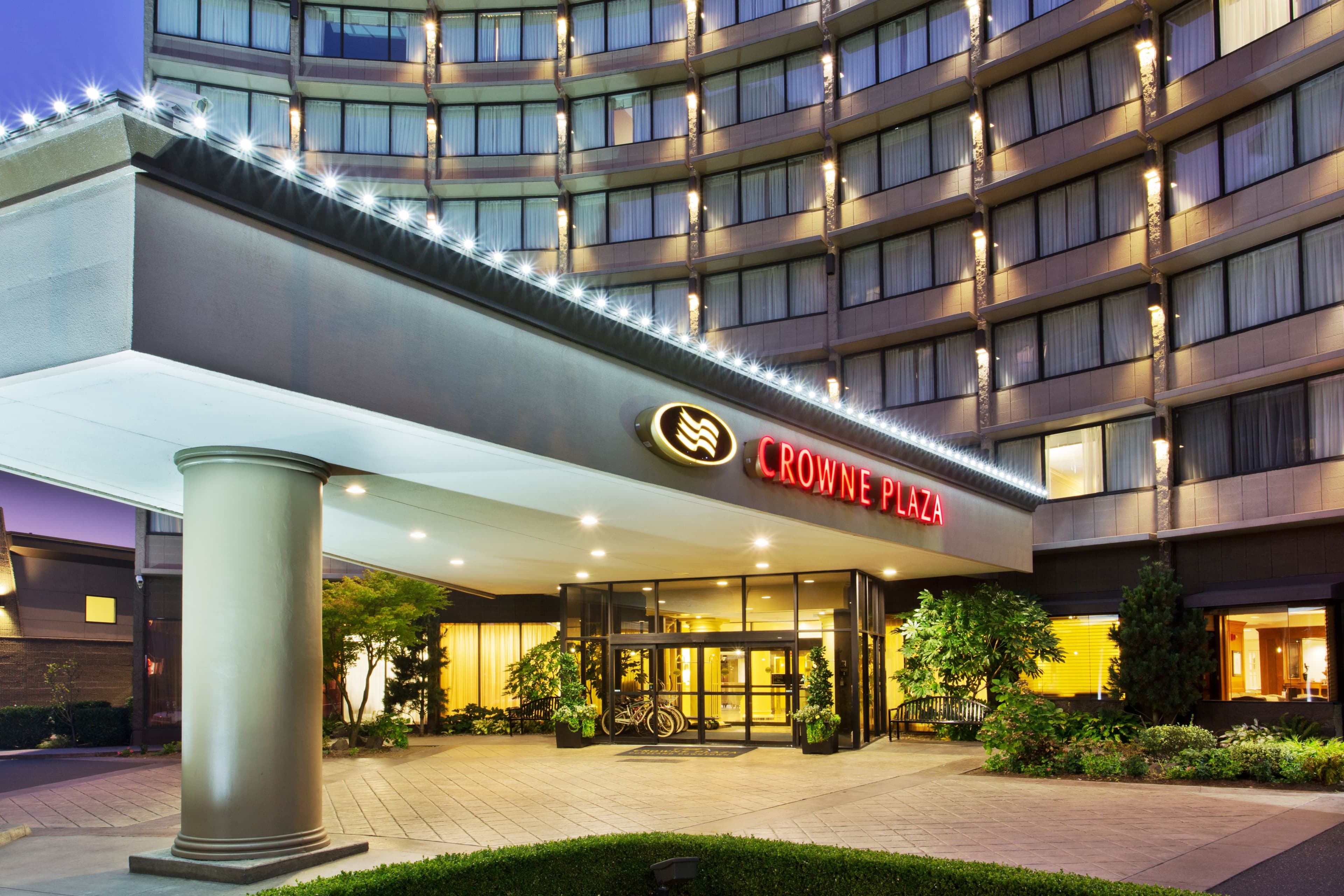 Crowne Plaza Portland-Downtown Conv Ctr - Image 1