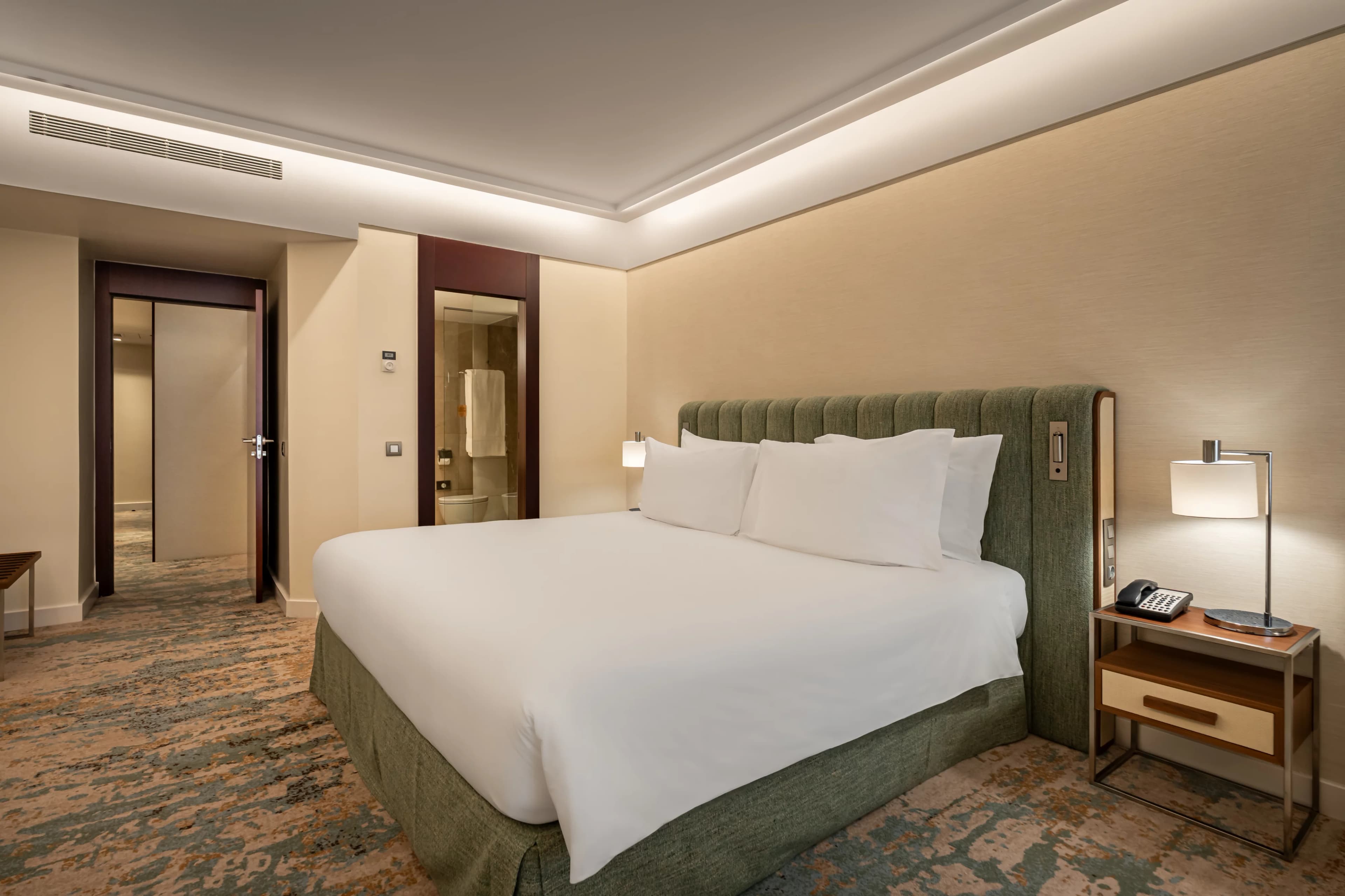Crowne Plaza Porto — 90