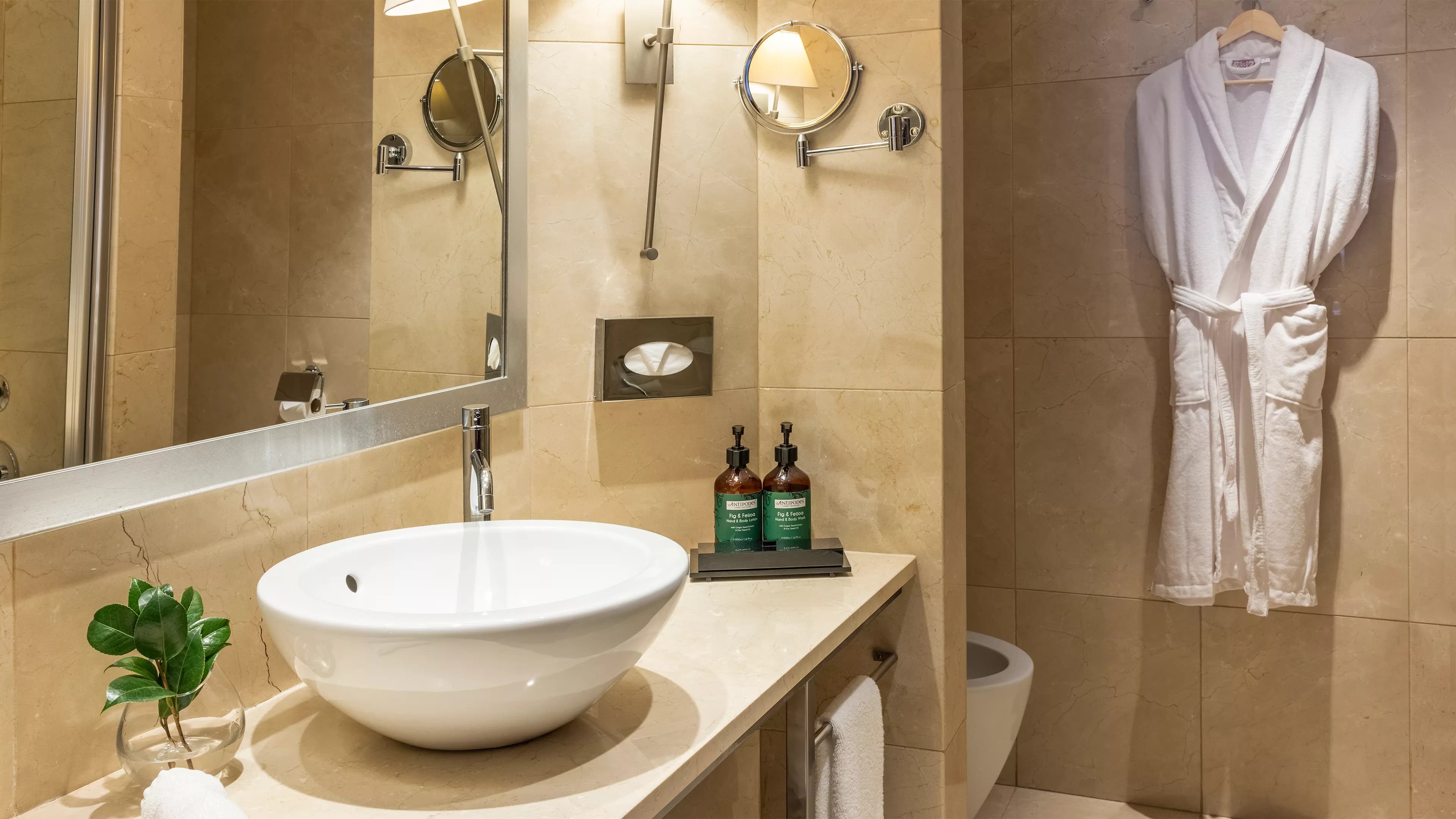 Crowne Plaza Porto — 82