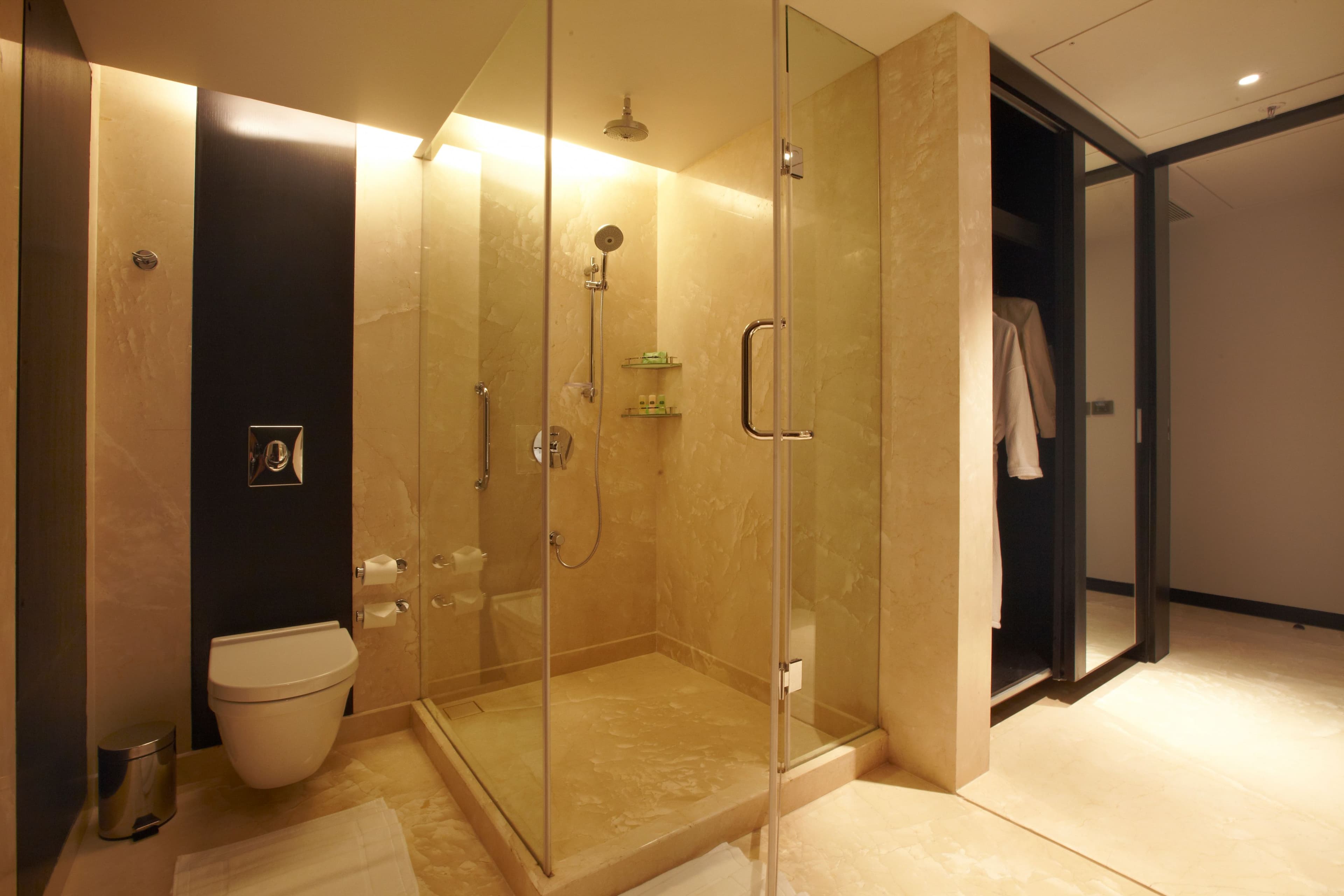 Crowne Plaza Pune City Centre - Image 3