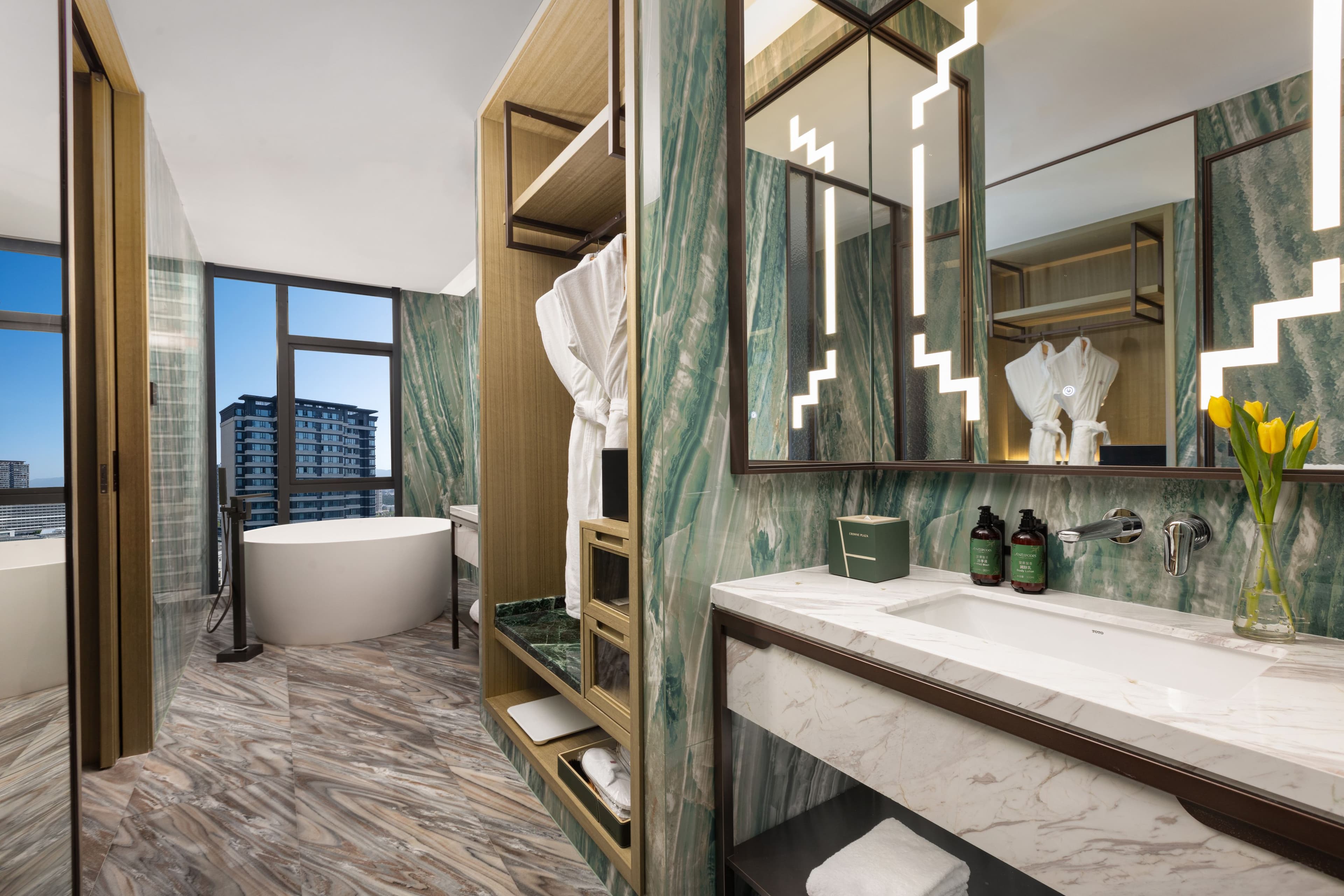 Crowne Plaza Putian - Image 4