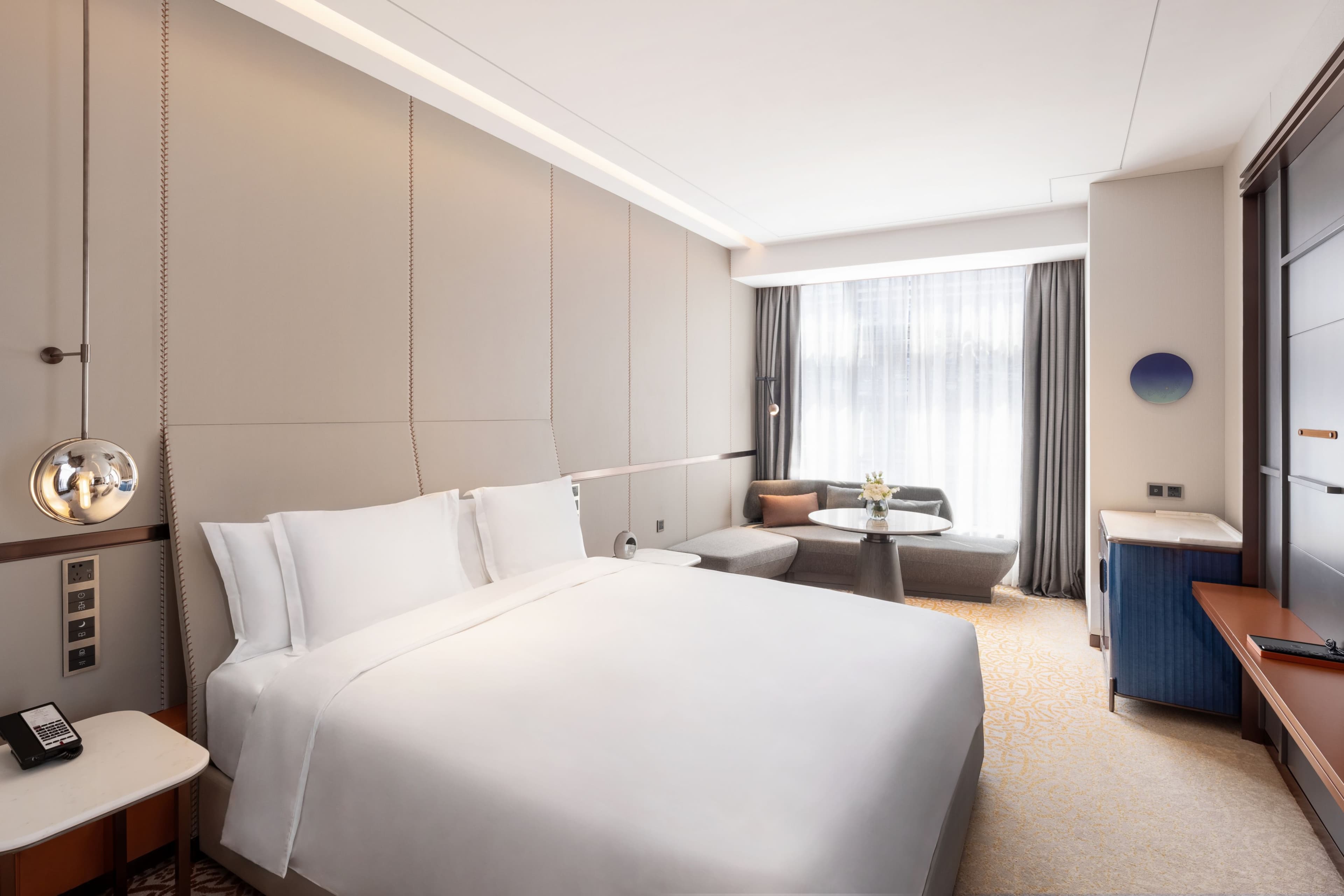 Crowne Plaza Qingdao Jinshui - Image 5