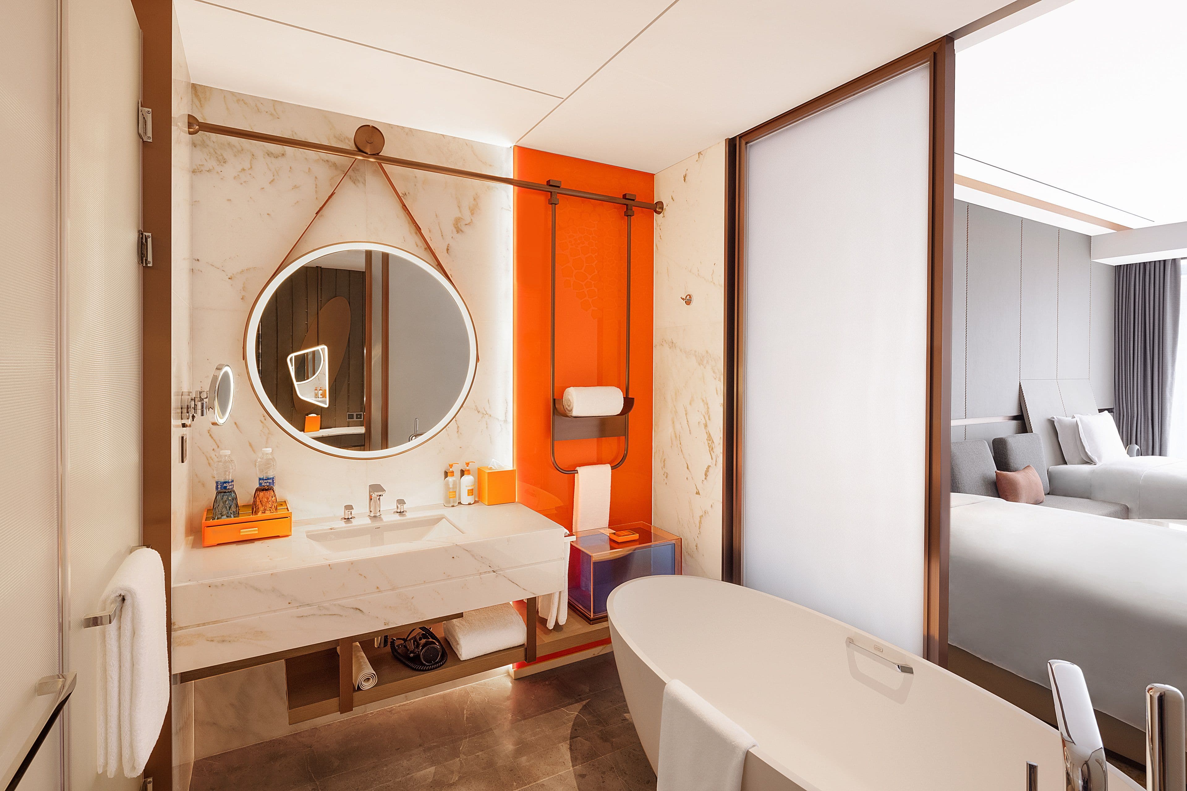 Crowne Plaza Qingdao Jinshui - Image 4
