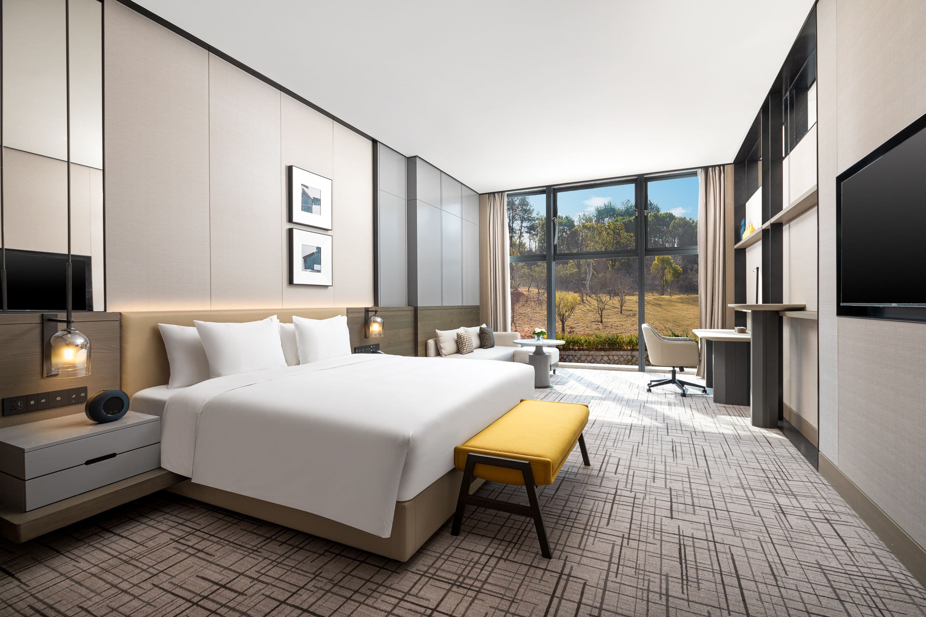 Crowne Plaza Quzhou - Image 4
