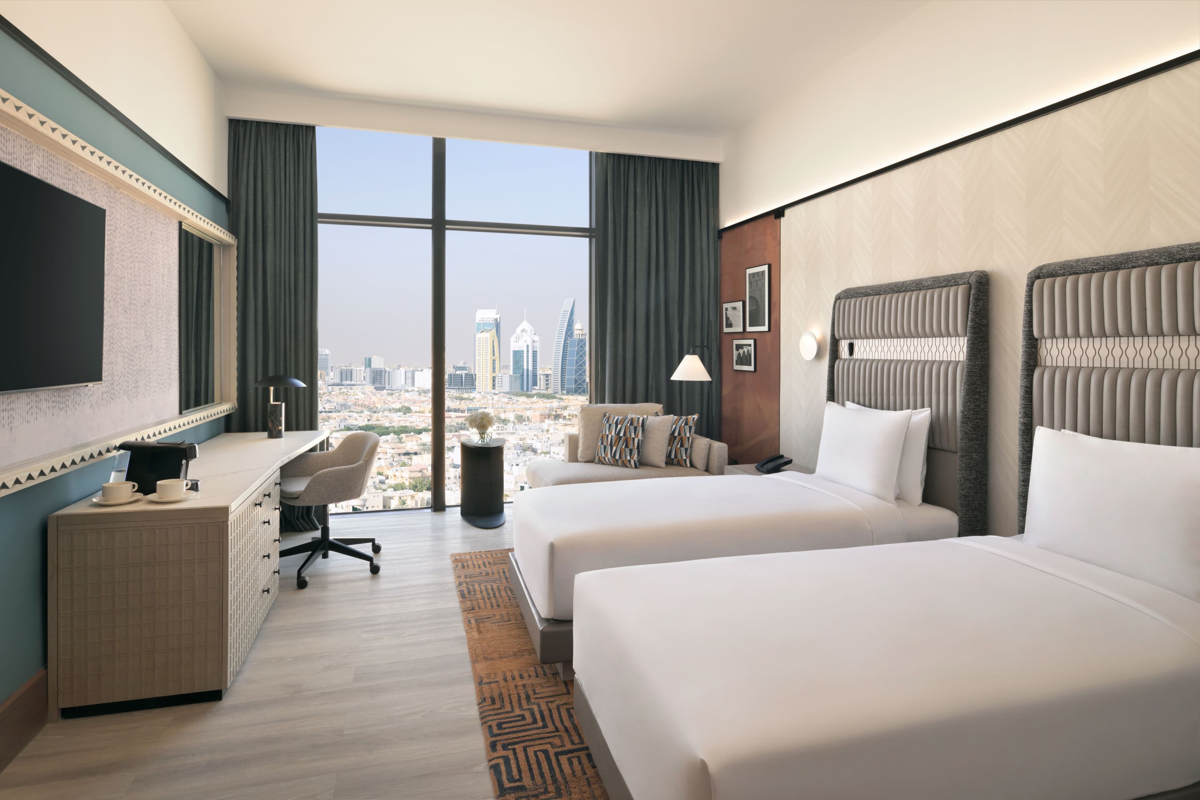 Crowne Plaza Riyadh - Al Takhassusi — 12