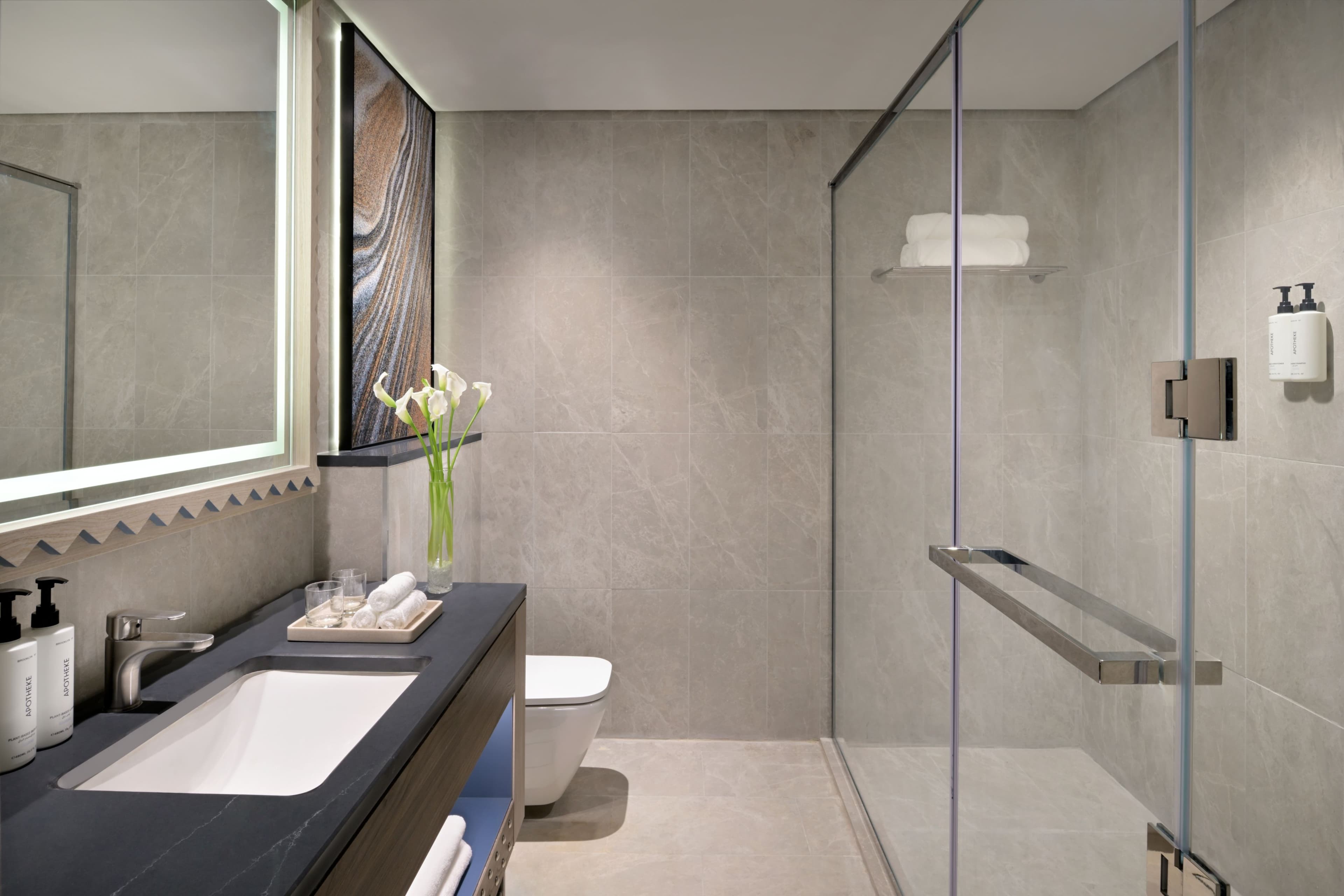 Crowne Plaza Riyadh - Al Takhassusi - Image 5