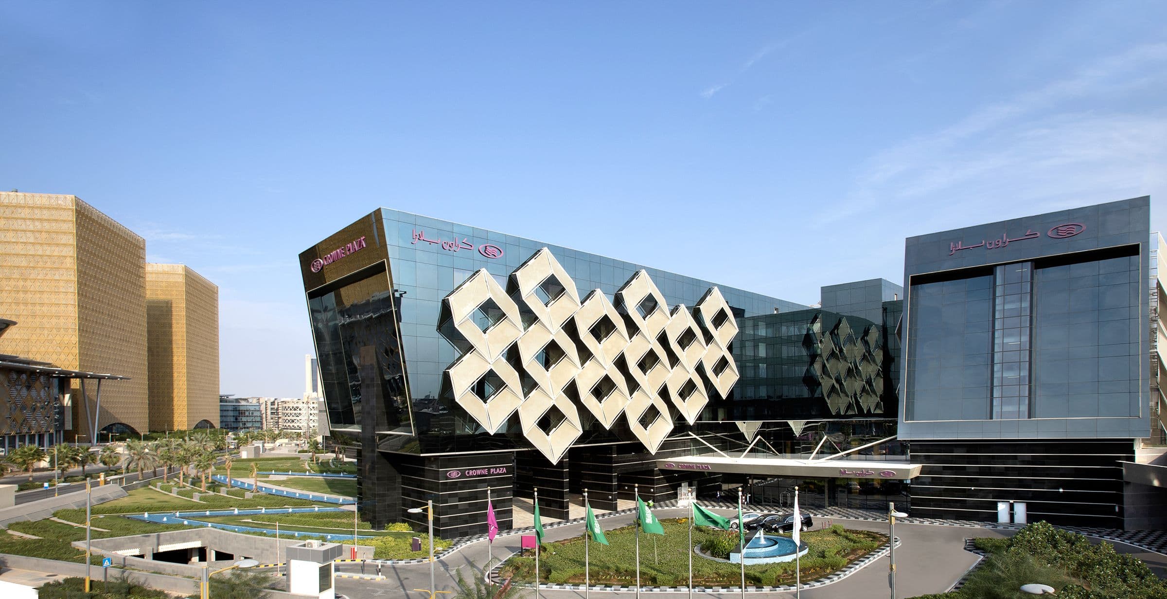Crowne Plaza Riyadh RDC Hotel & Convention - Image 1
