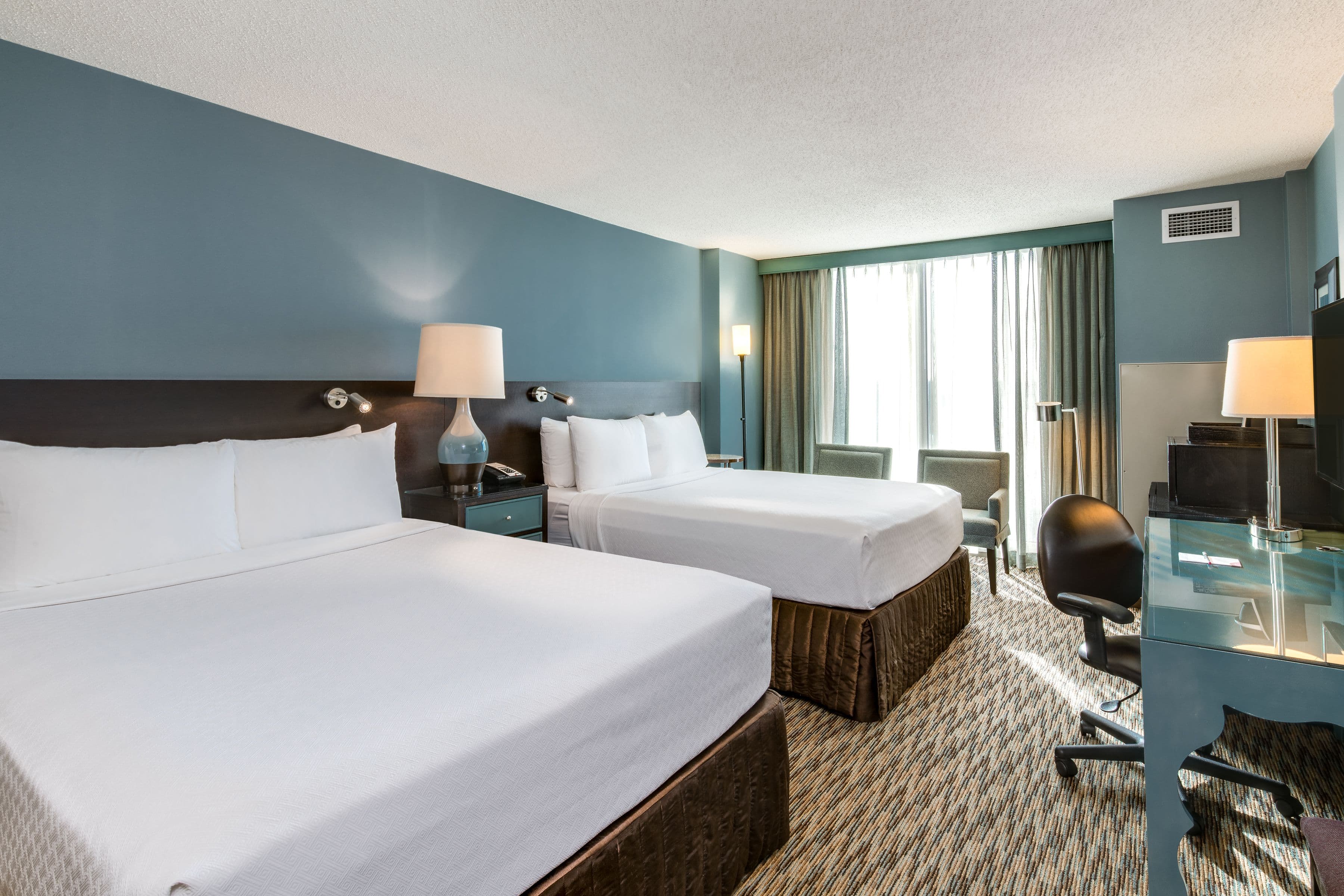 Crowne Plaza Chicago Ohare Hotel & Conf Ctr — 7
