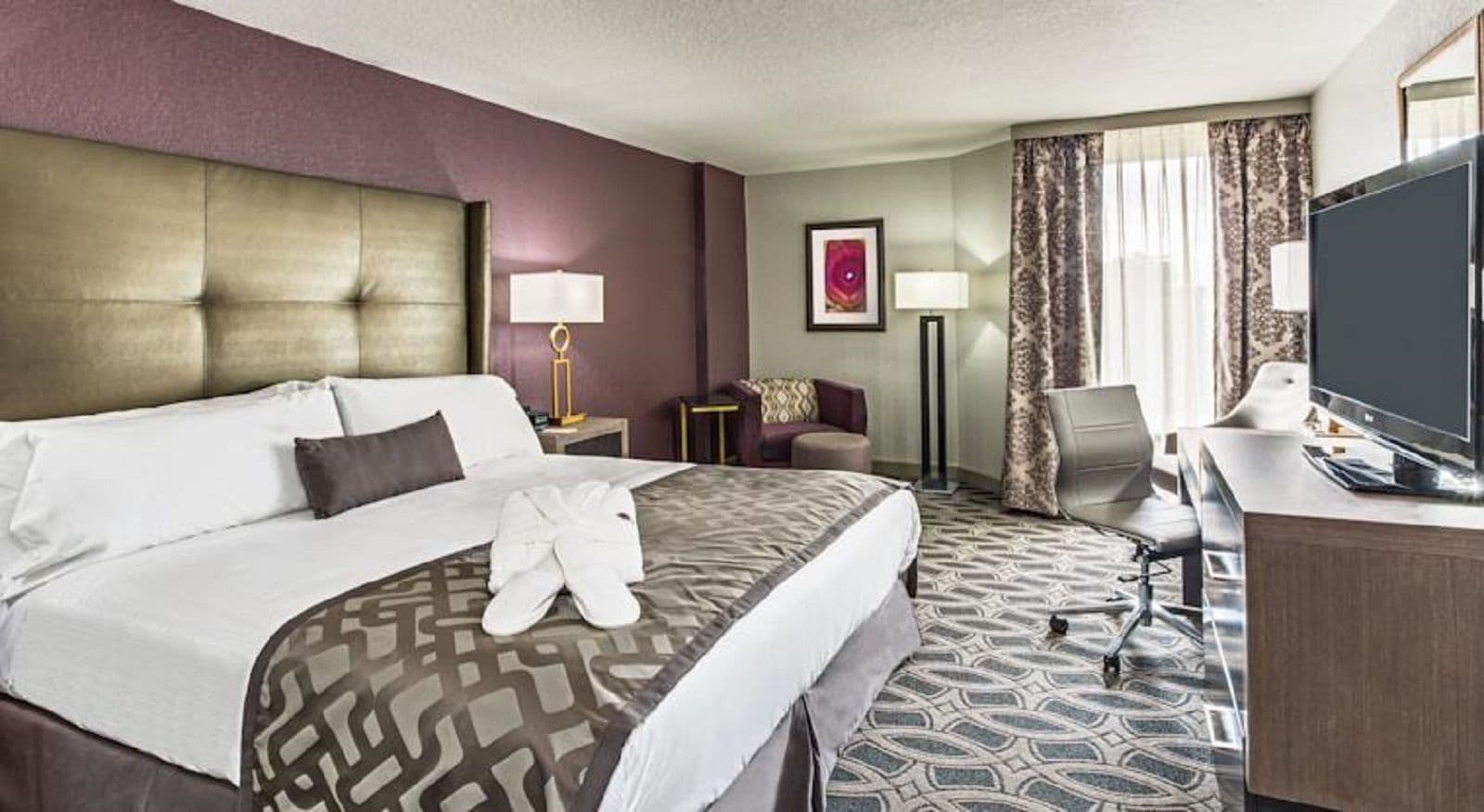 Crowne Plaza Saddle Brook - Image 4